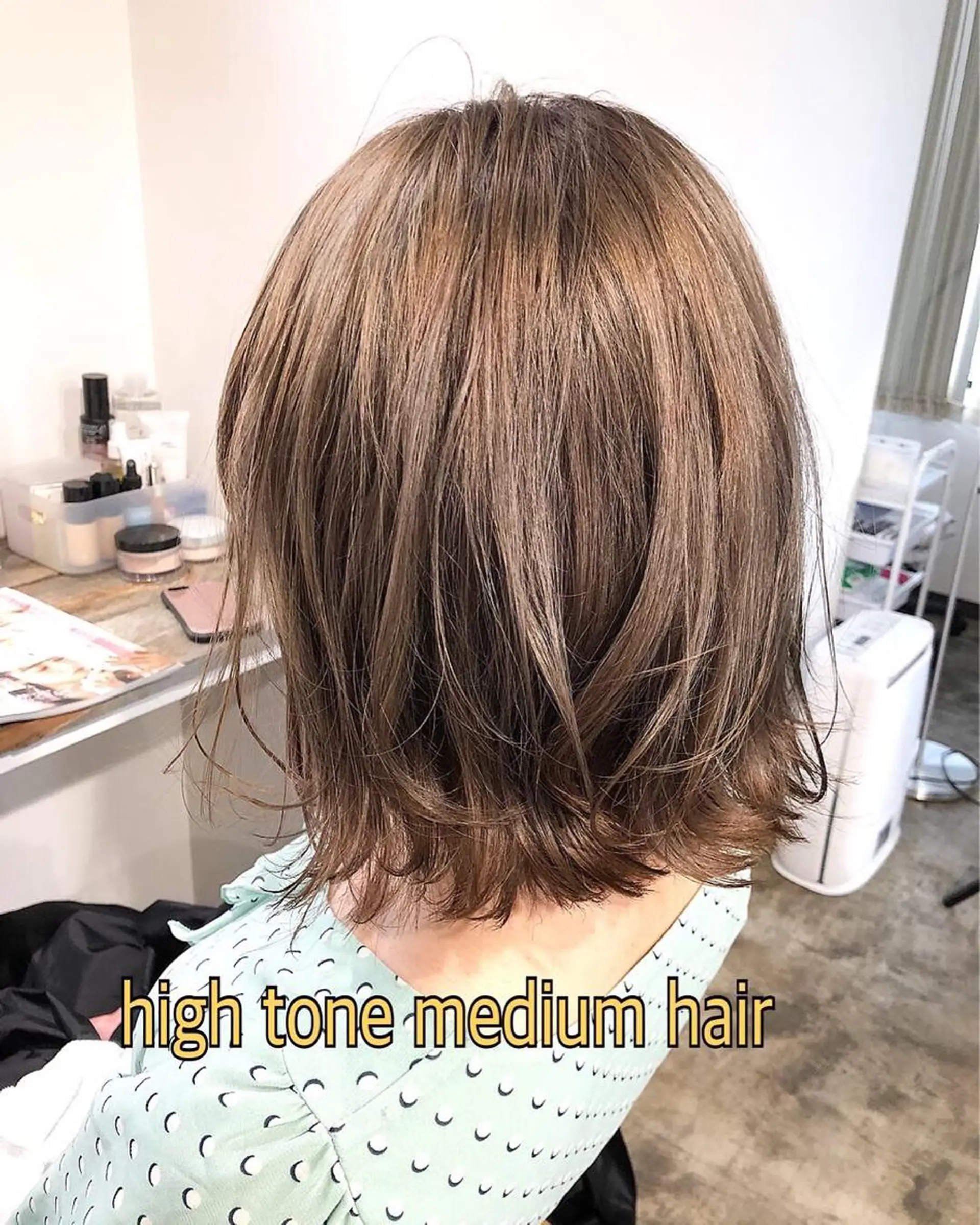 ミディアム カラー ハイトーン/レイヤー /ケアブリーチ石川治のヘアスタイル