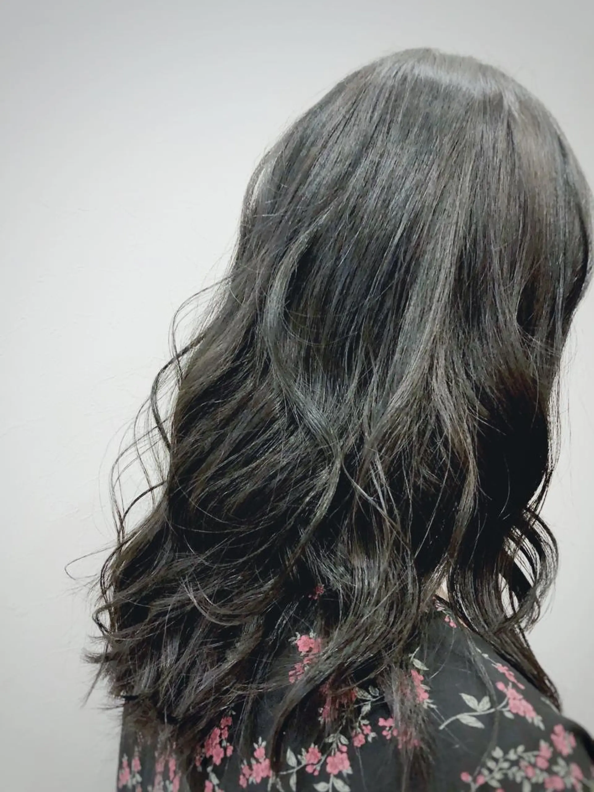 カラー 🫧艶髪/ブリーチ 🐳honami🫧のヘアスタイル