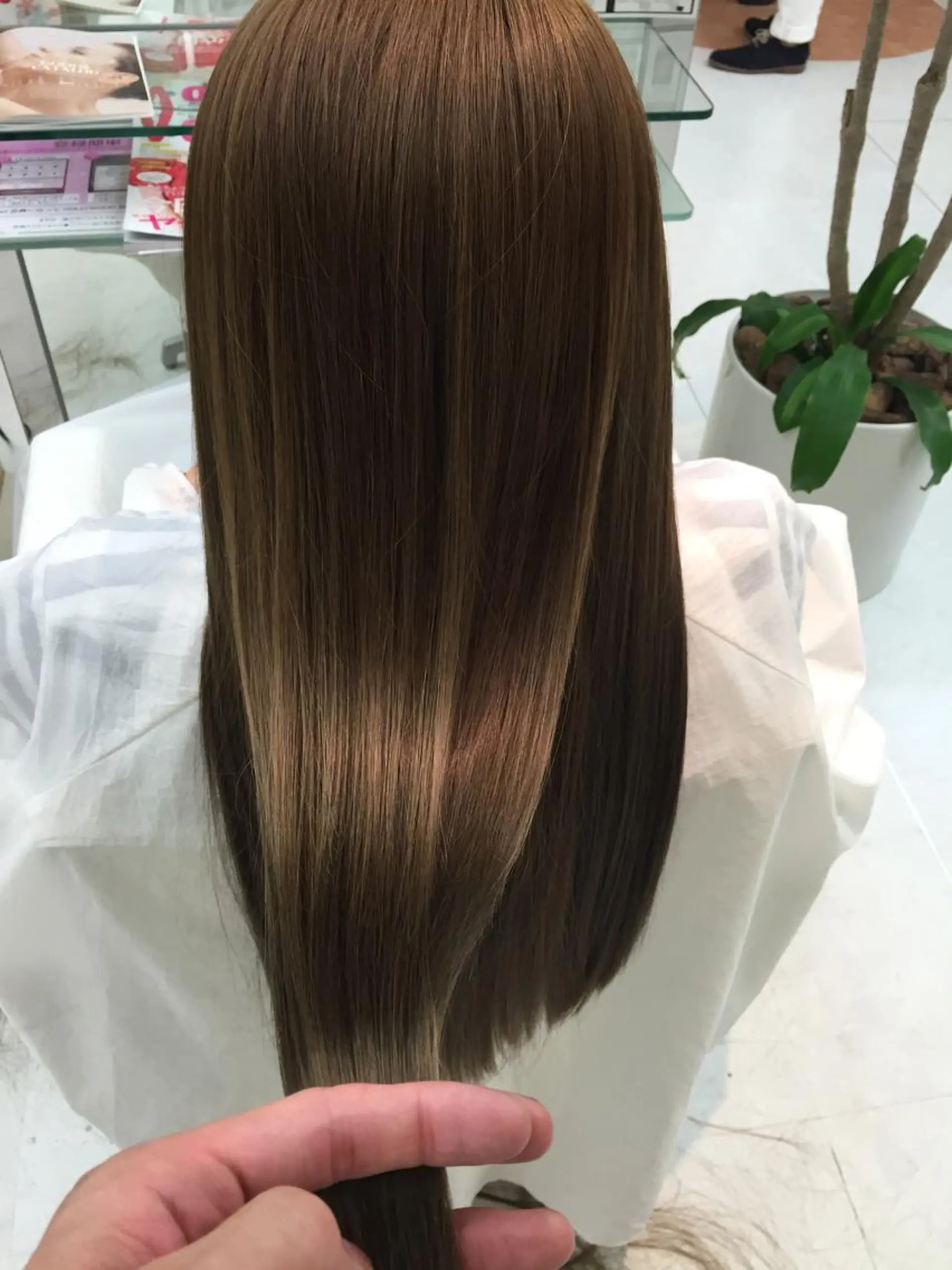 ロング 加藤 利基のヘアスタイル