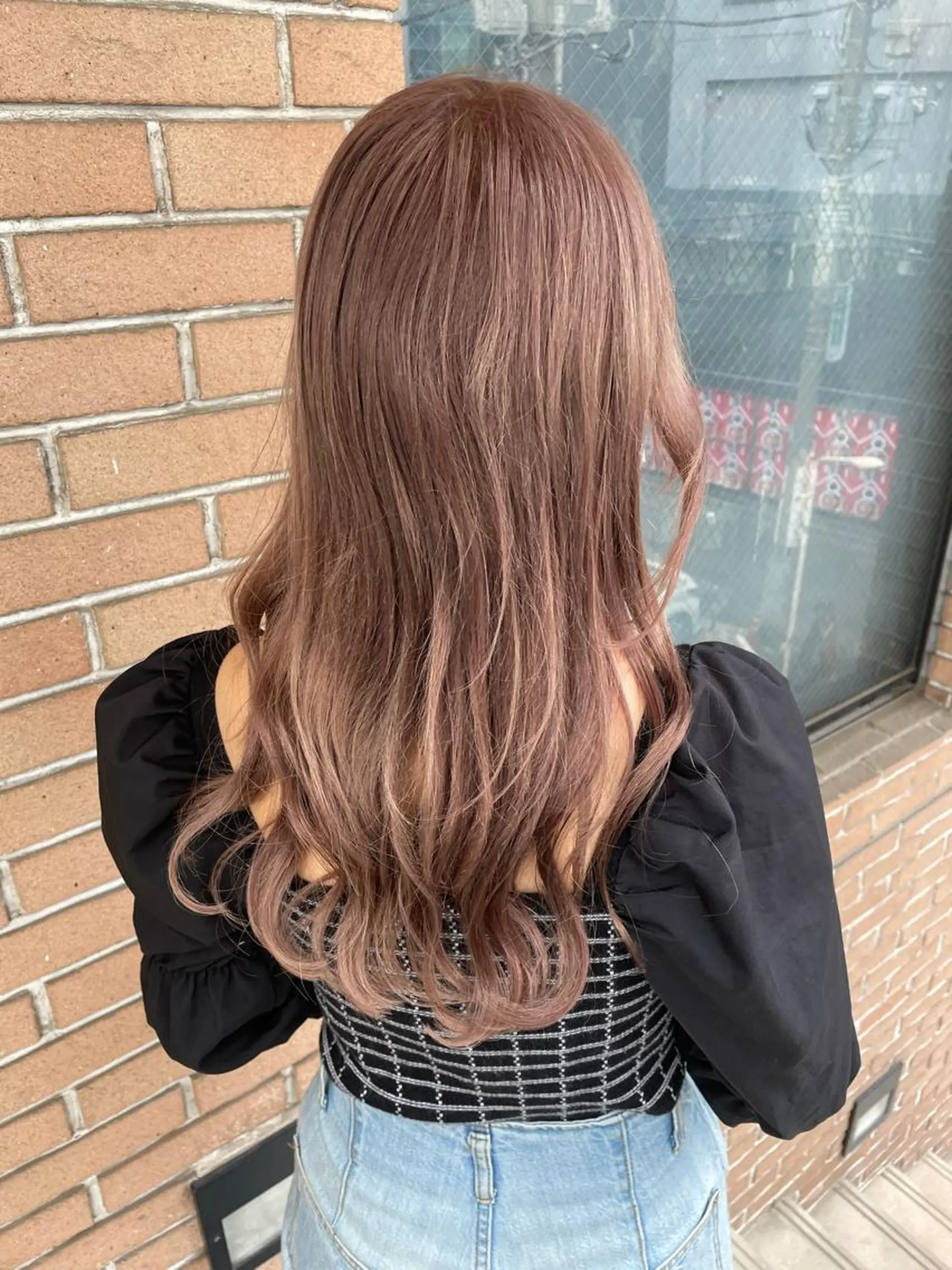 ロング yelm所属・🫒オリーブカラー ミディアムレイヤー✨のヘアスタイル