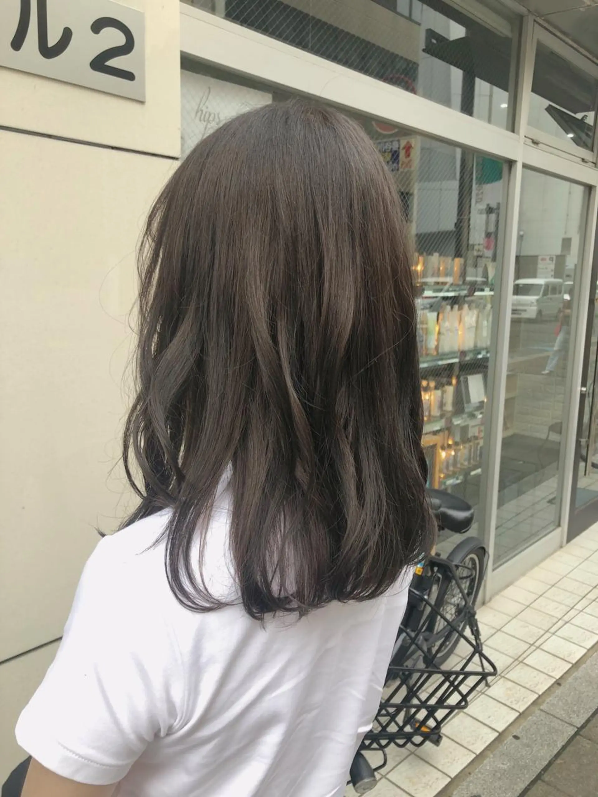 セミロング カラー グレージュ 韓国ヘア ♡tomimaのヘアスタイル