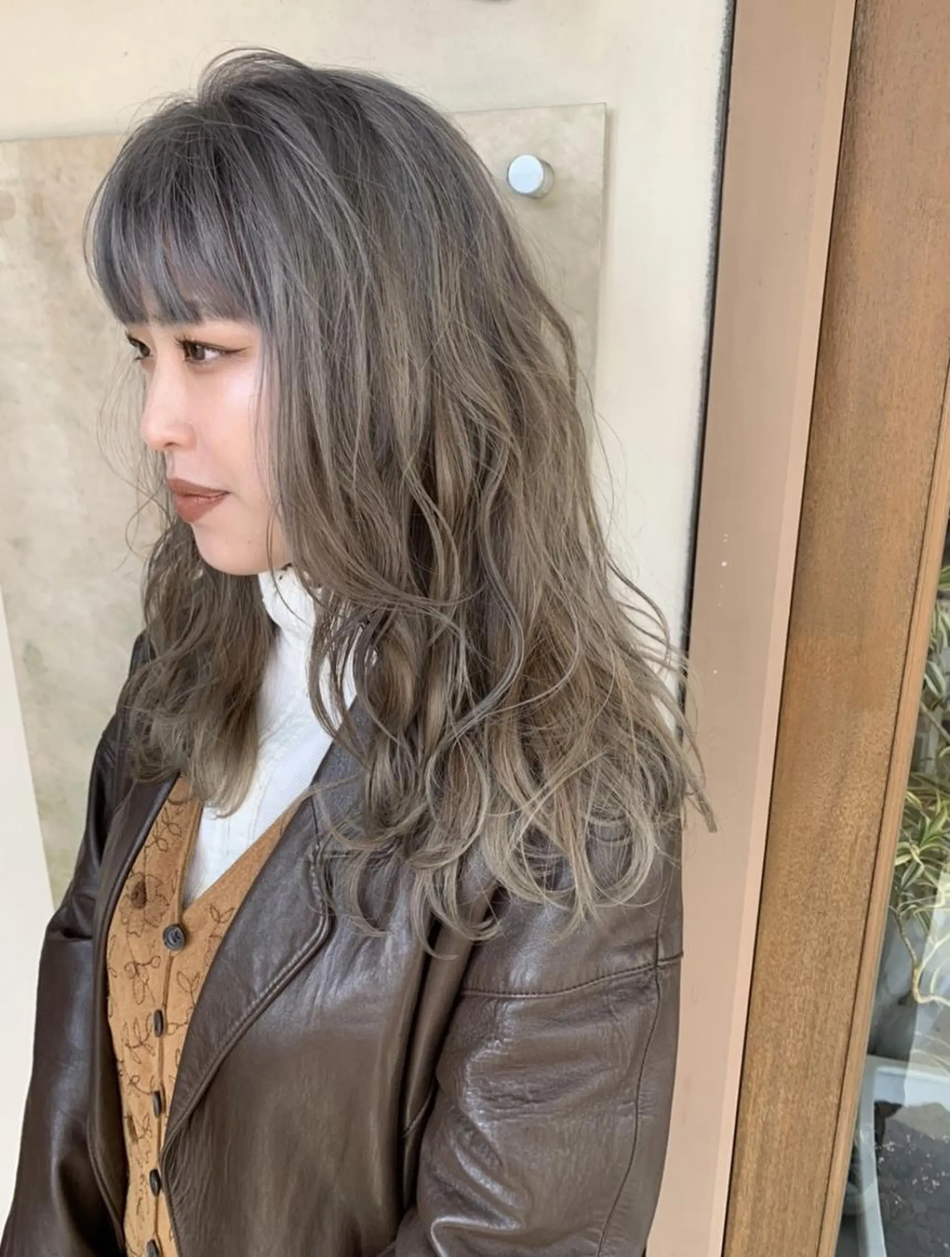 セミロング カラー 透明感カラー ボブ 髪質改善 レイヤーカット 似合わせカット お悩み改善カット 太田皓大のヘアスタイル