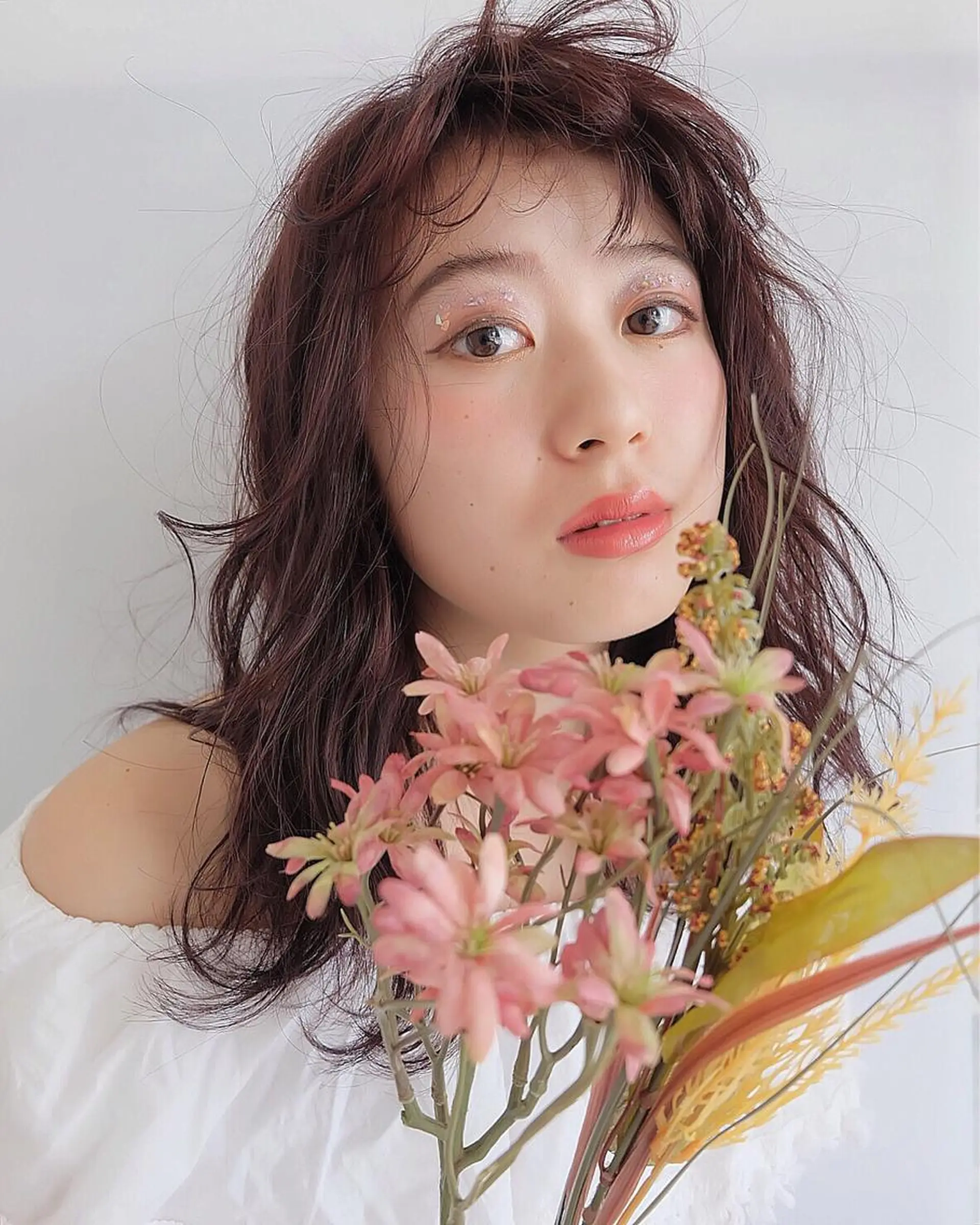 セミロング カラー パーマ レイヤー/ラベンダー オージュア/枝元唯のヘアスタイル