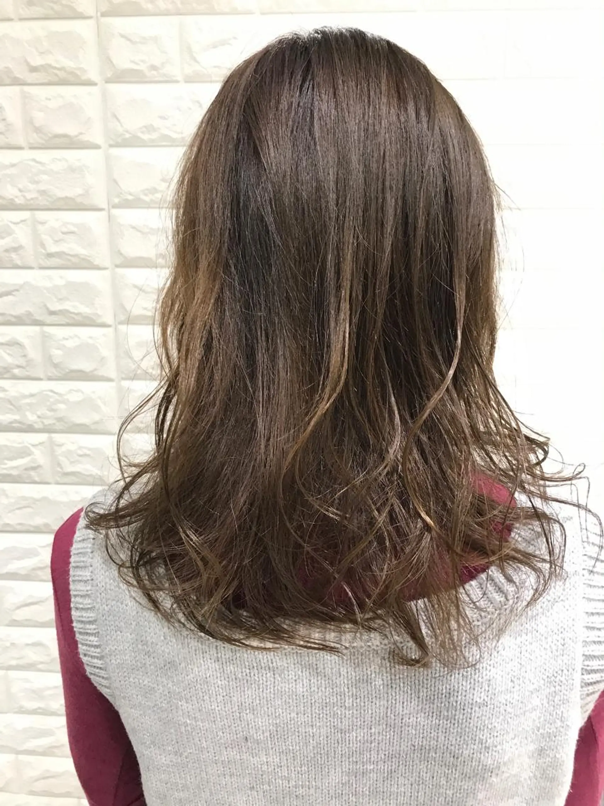 ミディアム EARTH 志木店のヘアスタイル