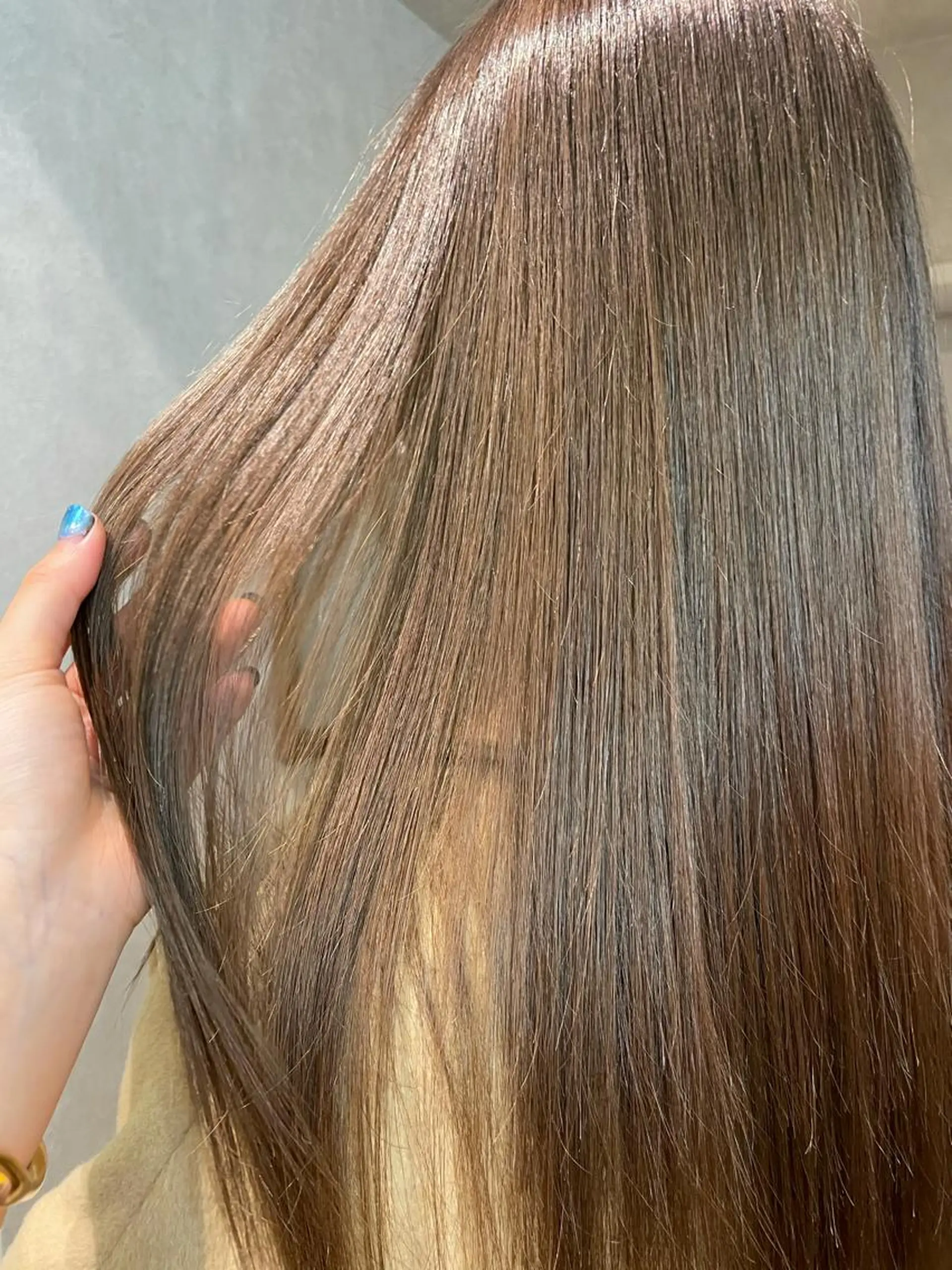 ロング カラー 透明感カラー ダブルカラー ヘアカラー ナチュラル透明感🌱 小山美樹子のヘアスタイル