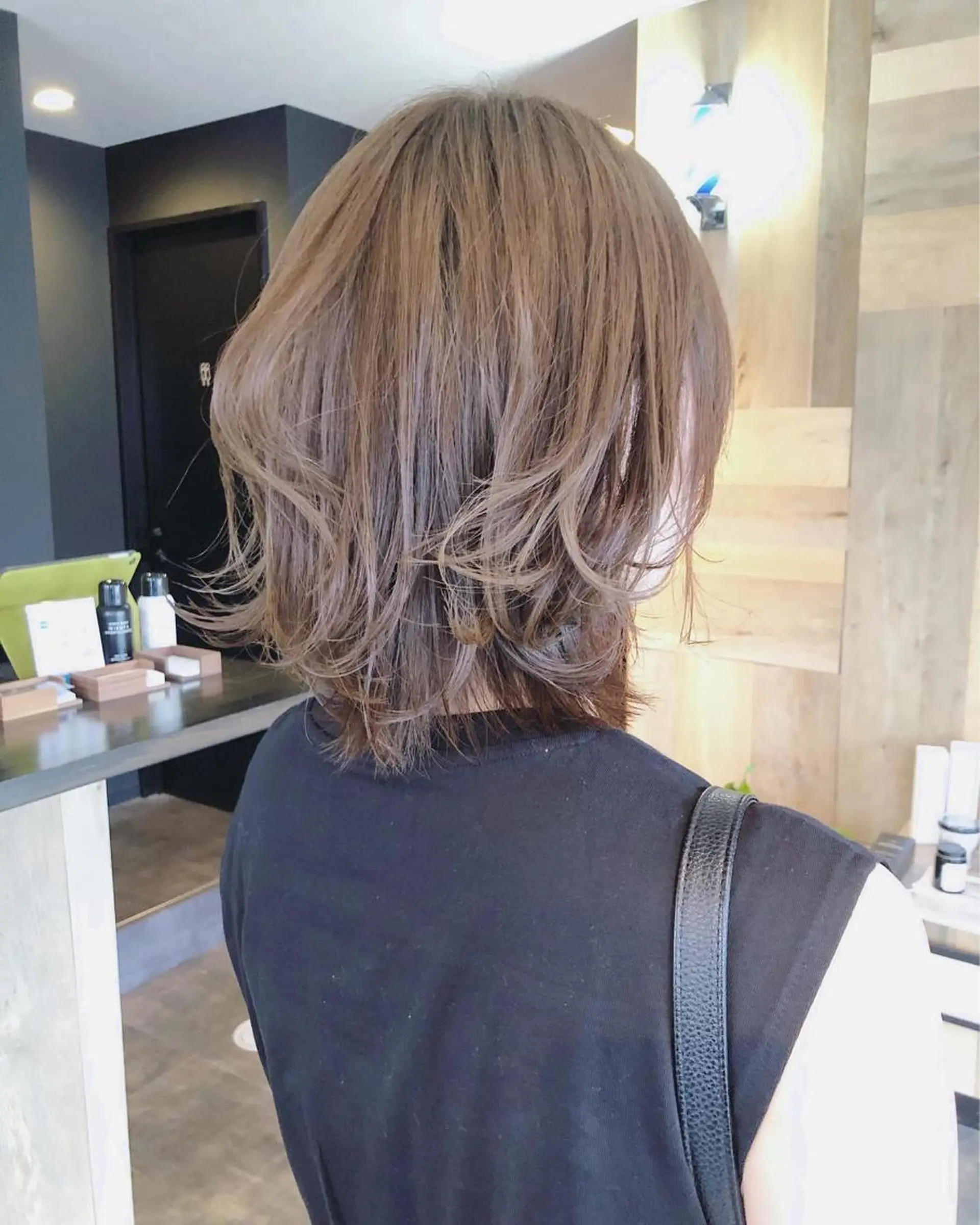 ショート アッシュ アッシュグレー アッシュグレージュ 柿本拓【全席完全個室 ログネオン】のヘアスタイル