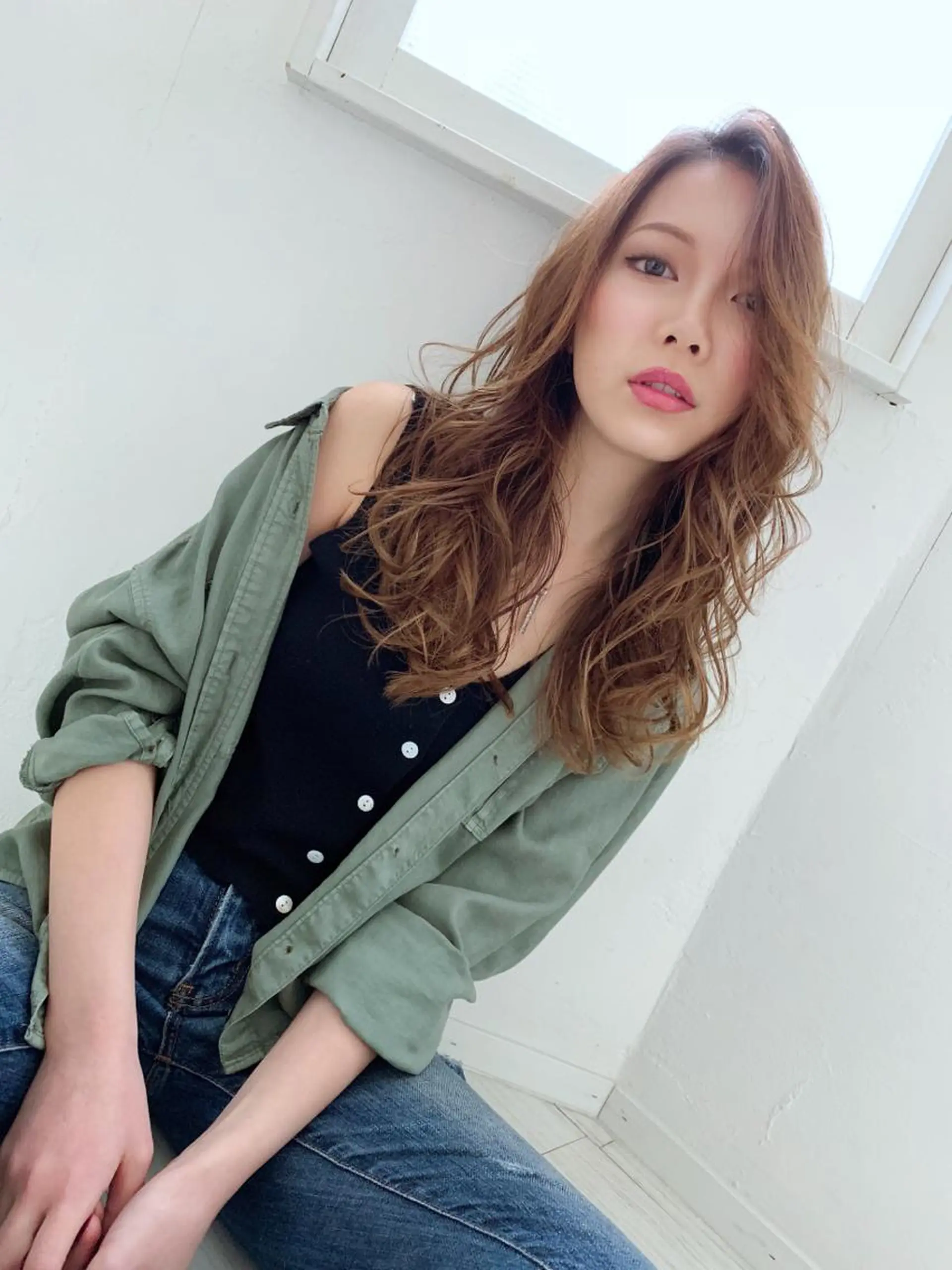 セミロング 髪質改善 🍀岡村凌也のヘアスタイル