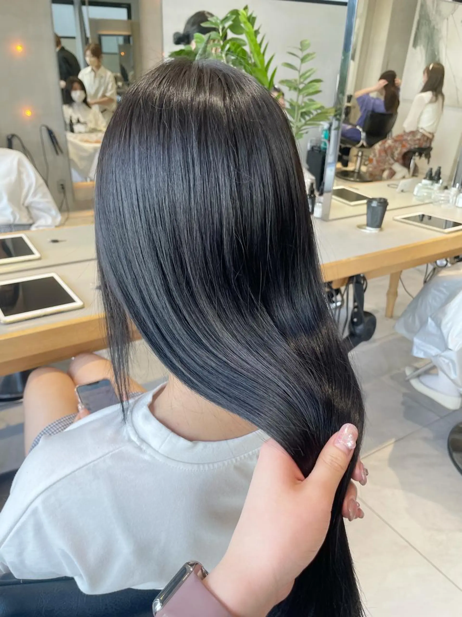 ロング カラー ヘアアレンジ ヘアカラー トリートメント ヘッドスパ ヘアセット 艶髪/レイヤーカット 🐣misakiのヘアスタイル