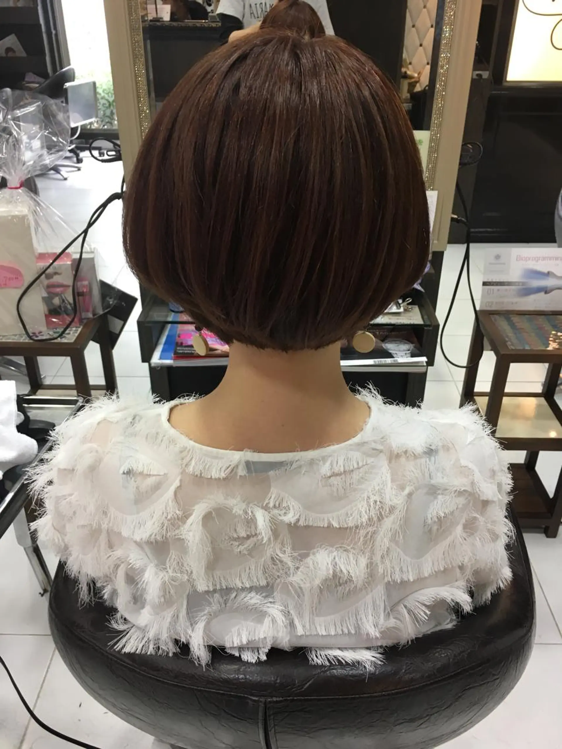 ショート ボブ トップスタイリスト 小澤純一のヘアスタイル