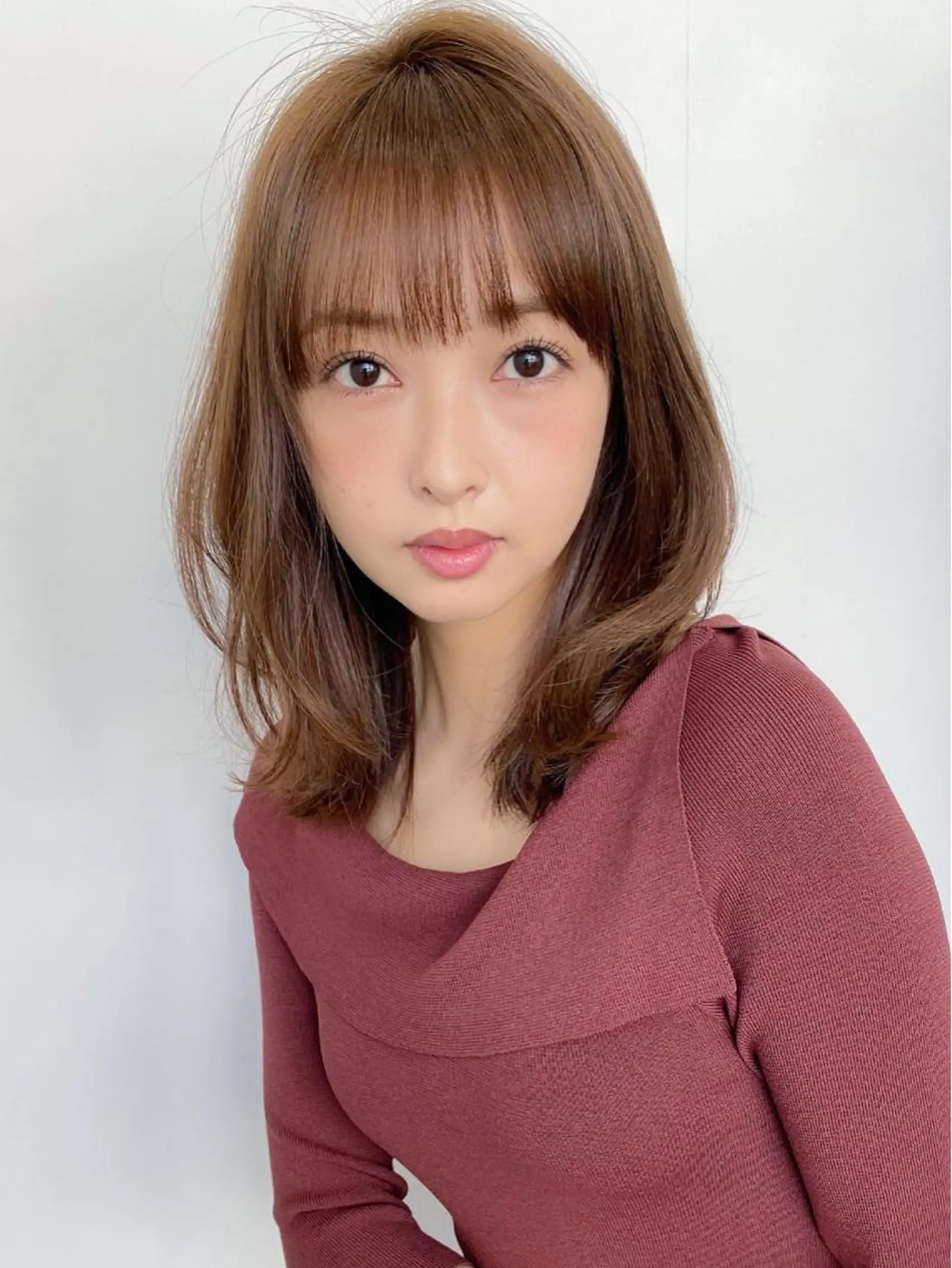 ミディアム カラー AFLOAT TOKYOのヘアスタイル