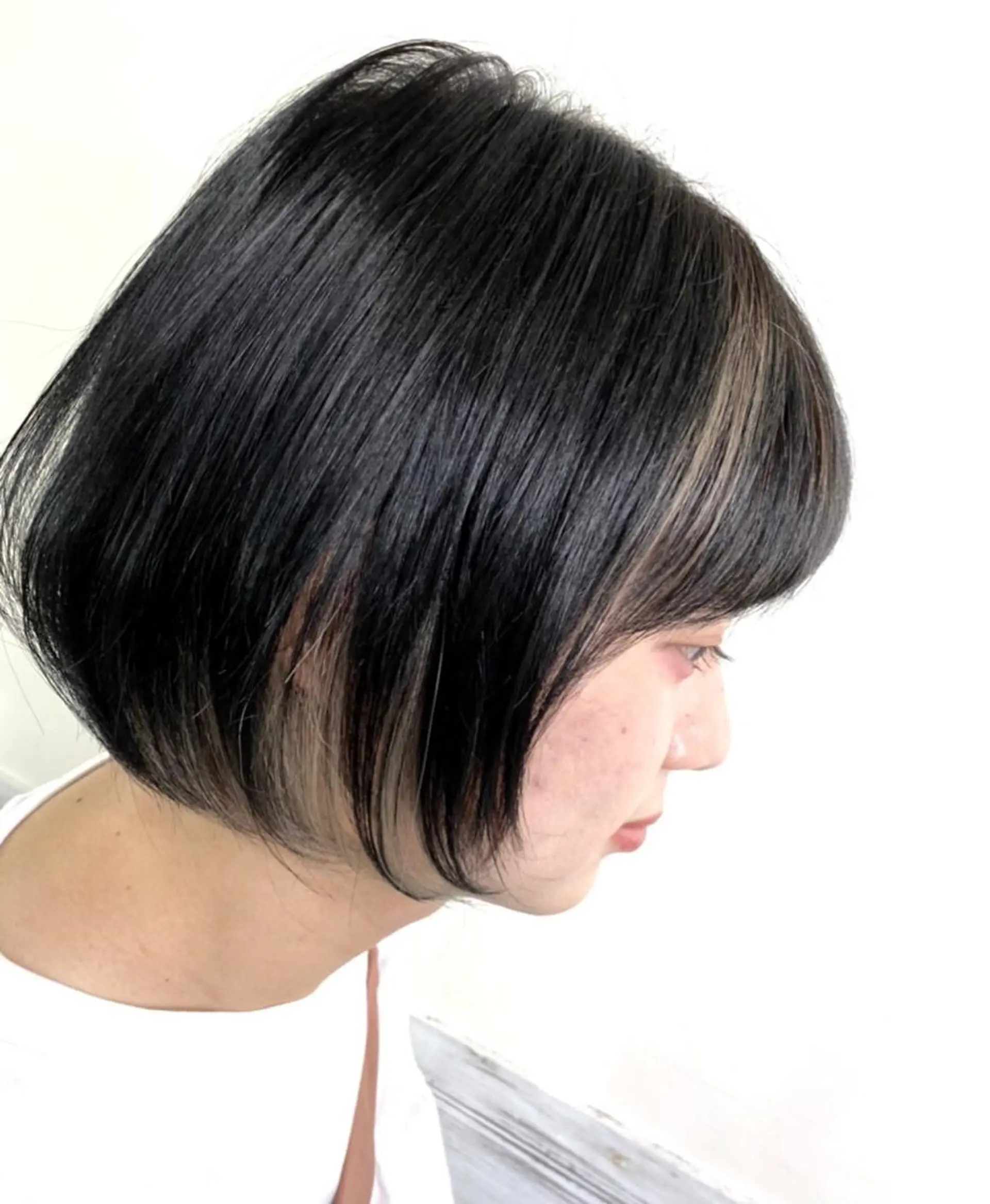 ショート カラー バレイヤージュ ブリーチ ダブルカラー グラデーションカラー ハイライトカラー ヘアカラー hair salon mementoのヘアスタイル