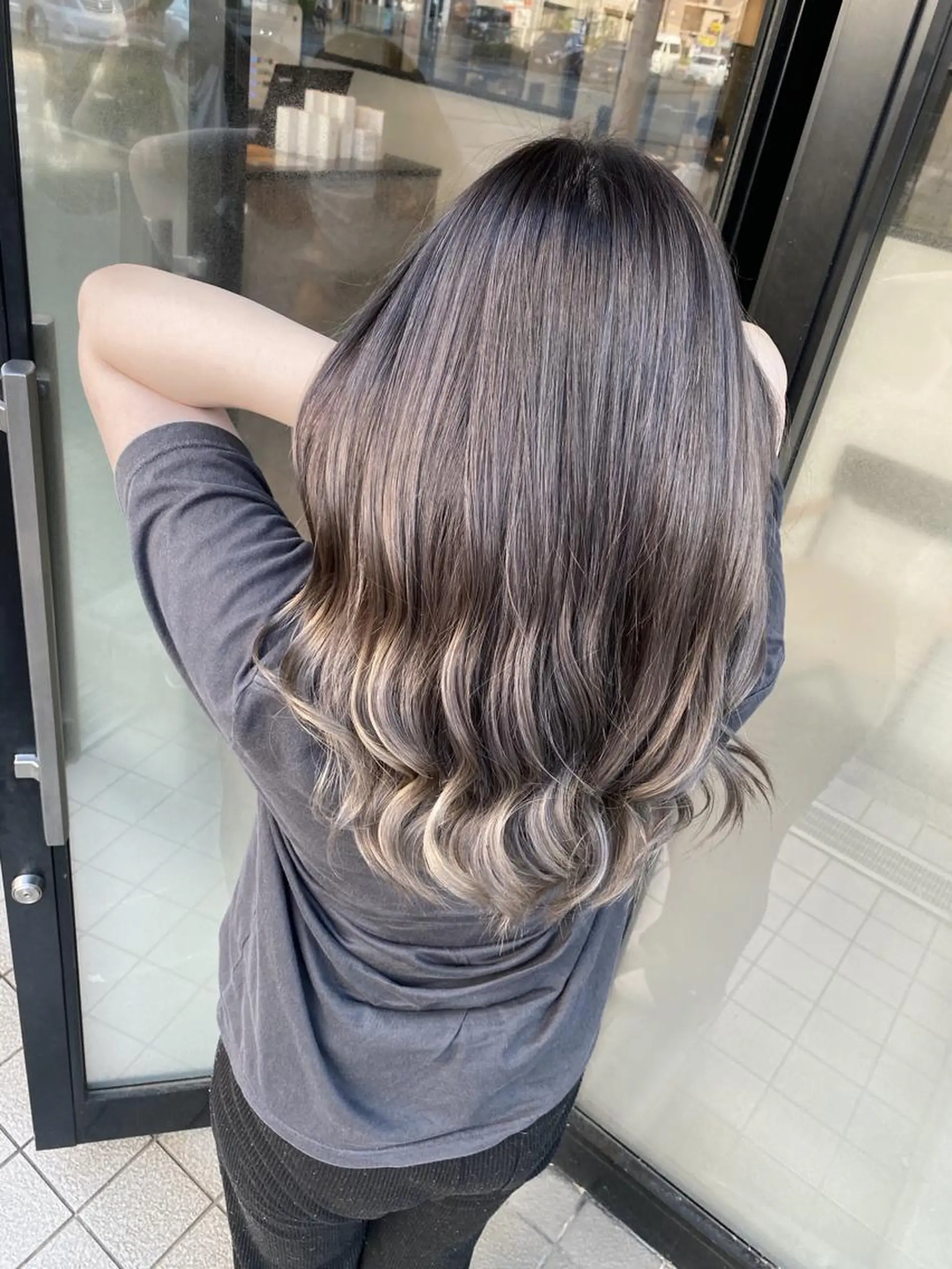 ロング カラー ヘアアレンジ Belle hair Design青野大貴のヘアスタイル