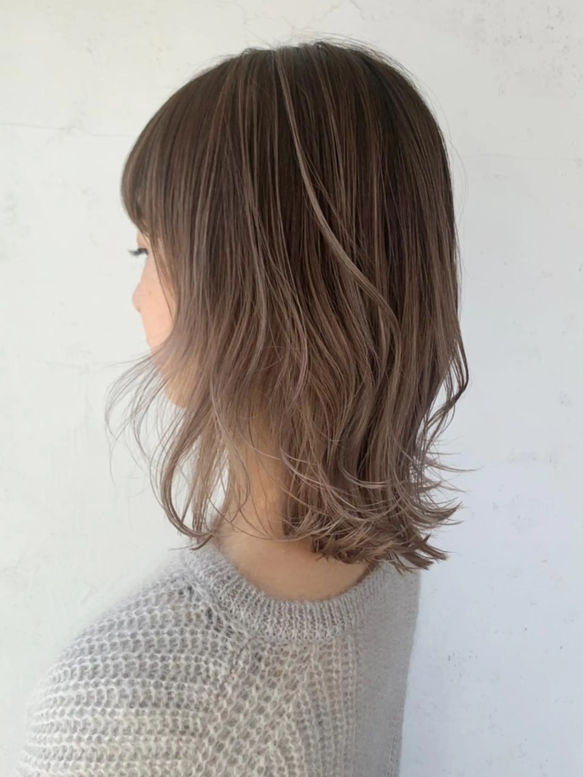 ミディアム カラー パーマ ヘアアレンジ バレイヤージュ レイヤーカット ITbyALBUM 中野店のヘアスタイル