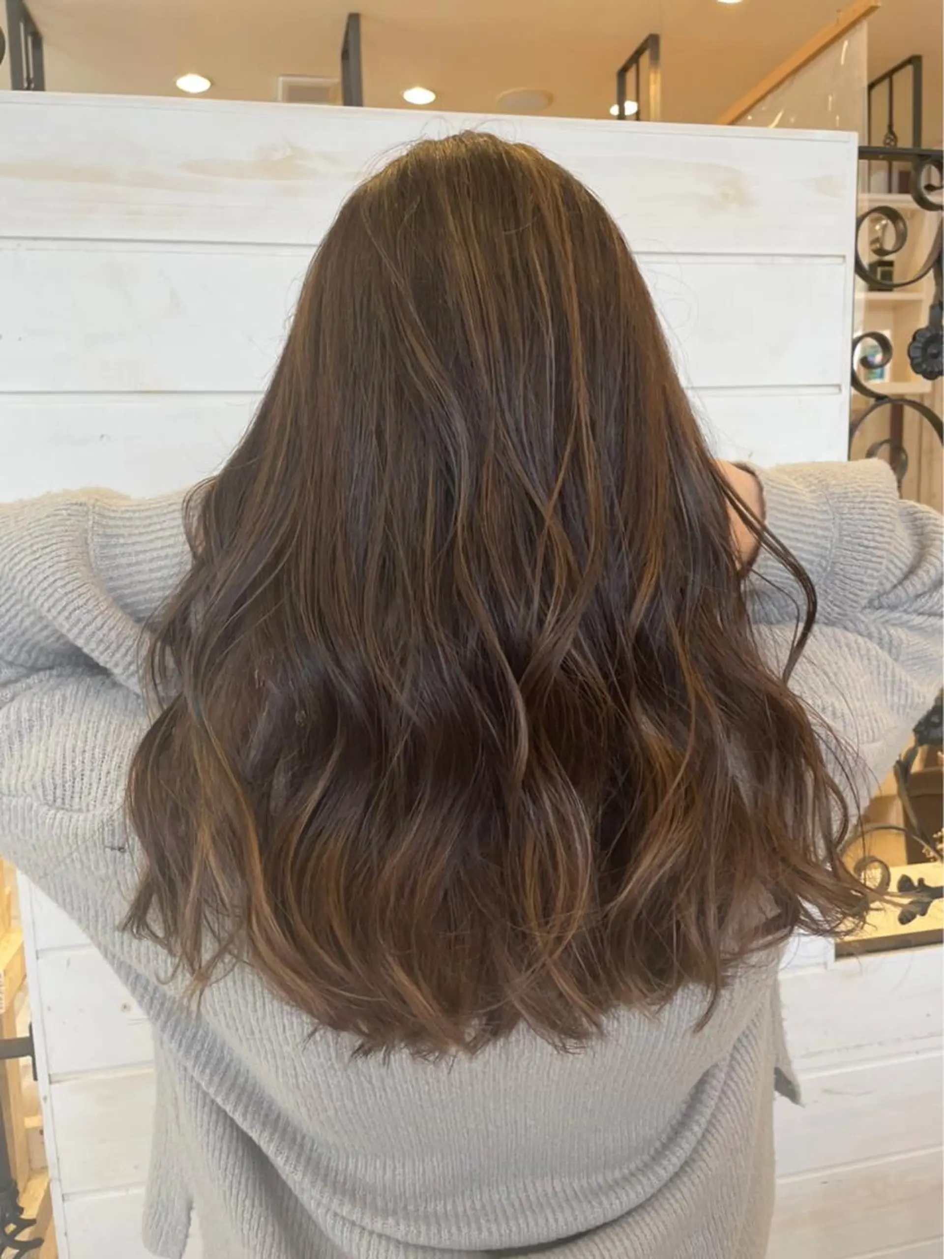 ロング カラー ハイライトカラー ハイライト Crén by marie 真嘉比店所属・東恩納 誠のヘアスタイル