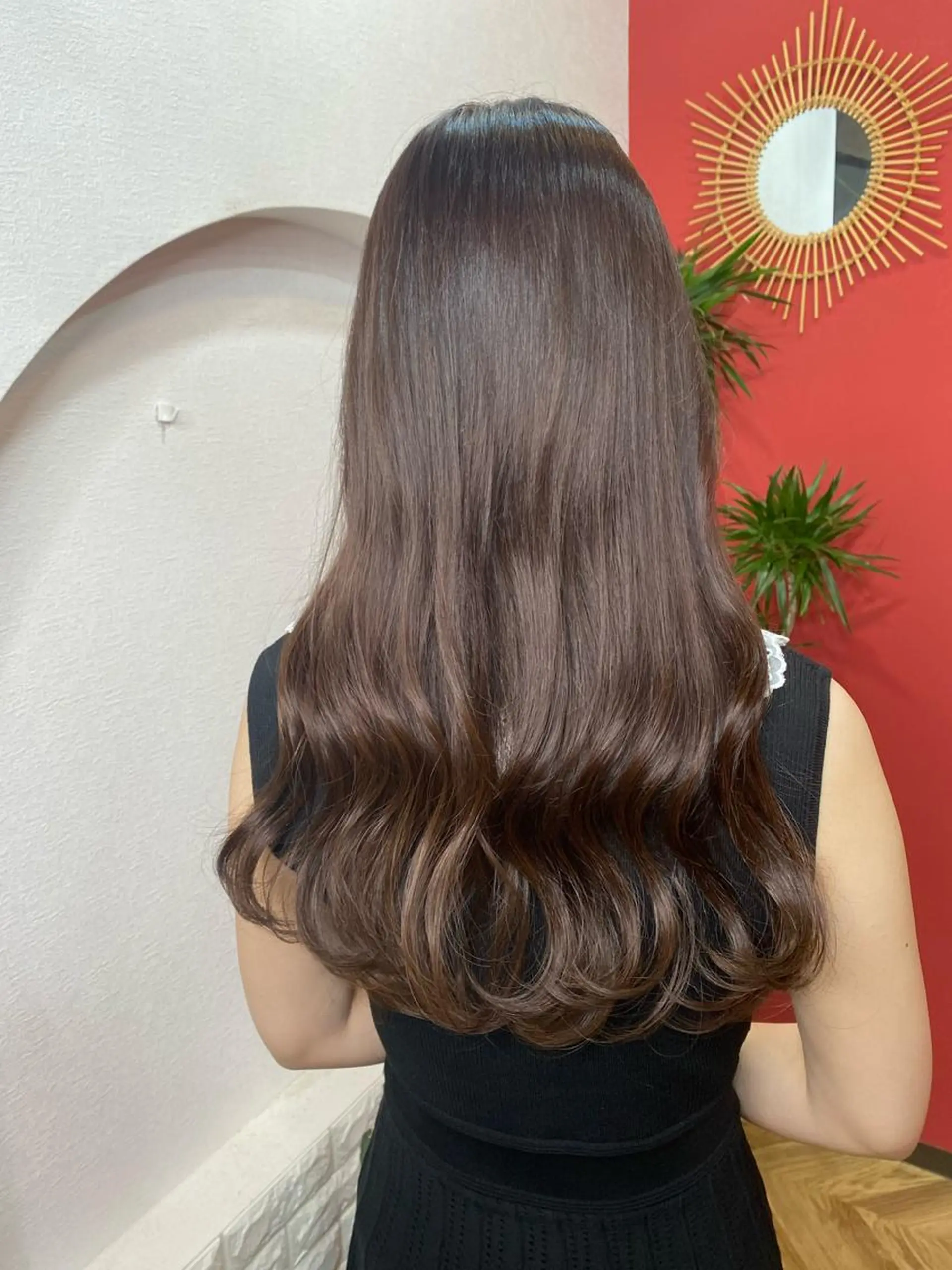 ロング チョコレートブラウン 大久保 愛のヘアスタイル