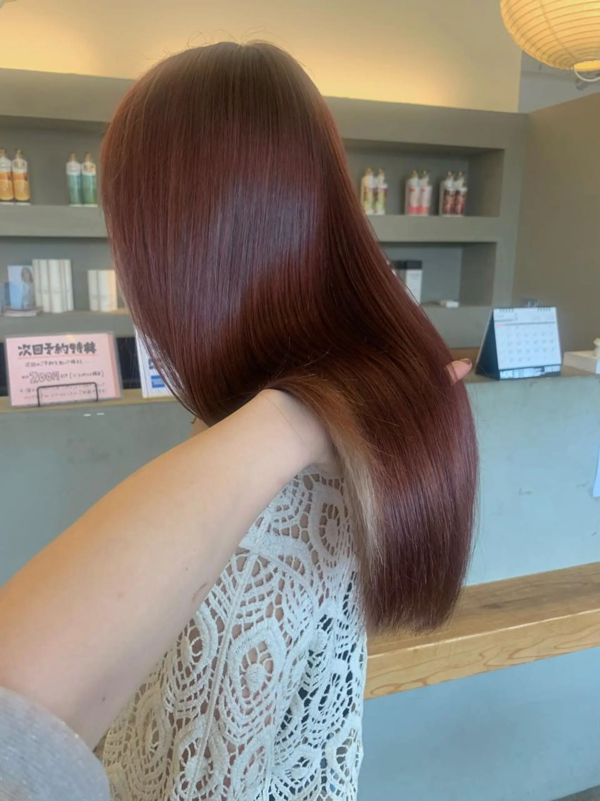 ミディアム カラー ベージュカラー ブリーチ ダブルカラー イヤリングカラー ブリーチなしカラー ヘアカラー ハイトーン職人💗 松本輝美のヘアスタイル