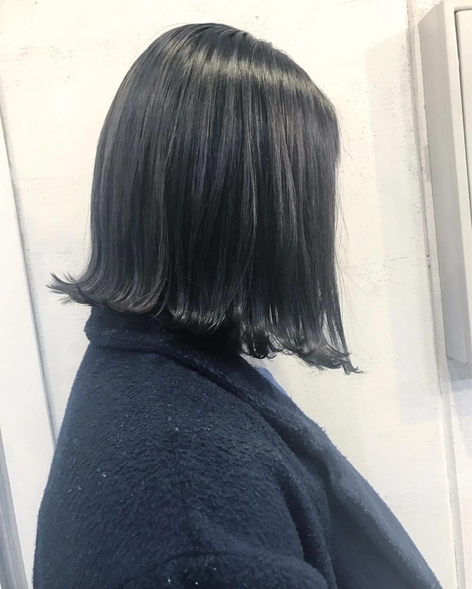 ショート カラー ヘアアレンジ 黒髪 ブルーカラー ブルーブラック ヘアカラー トリートメント BANK'S hair所属・💐ケラチン 髪質改善寺坂雄飛💐のヘアスタイル