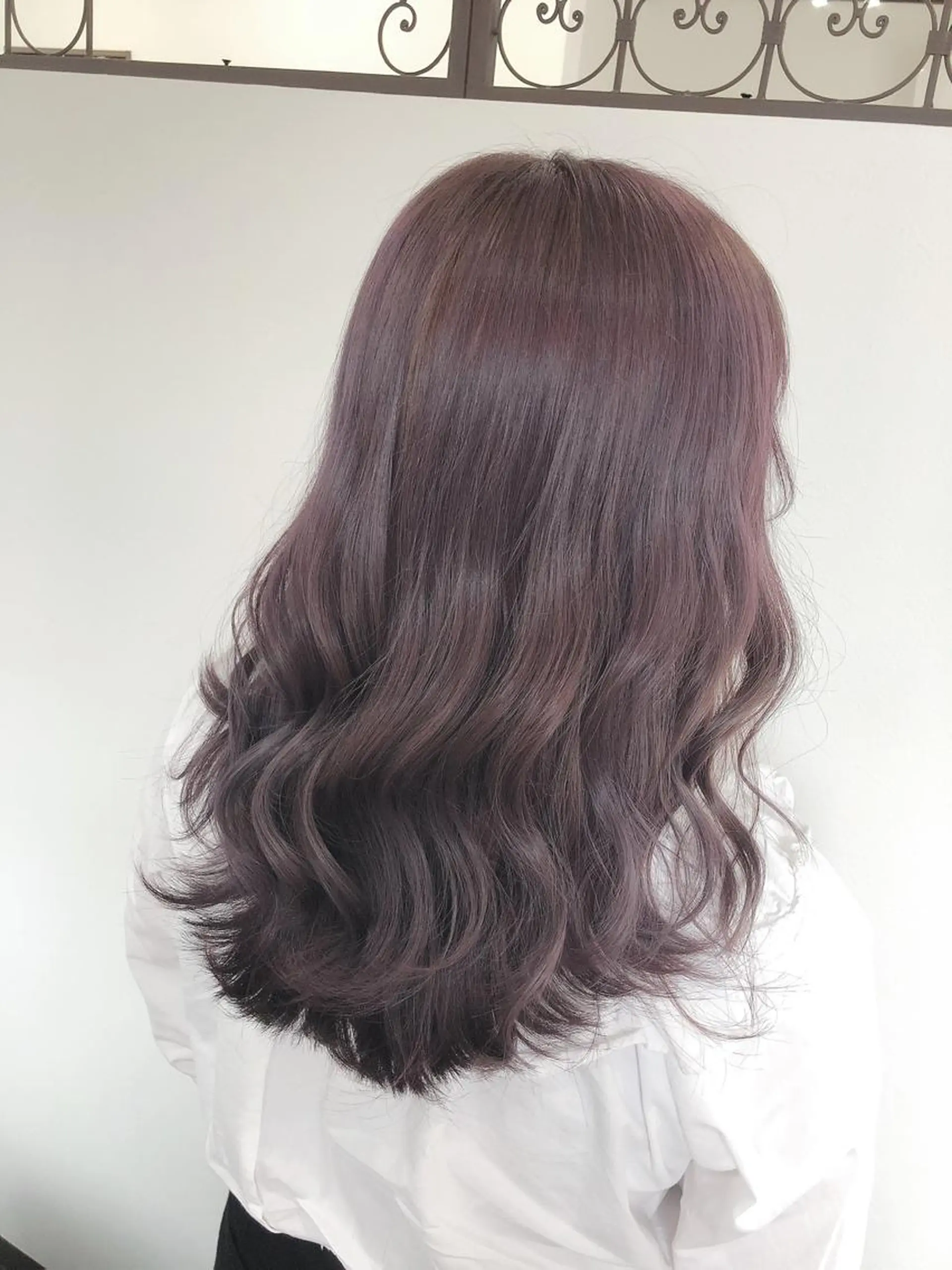 セミロング カラー ラベンダーカラー TIARA minoriのヘアスタイル