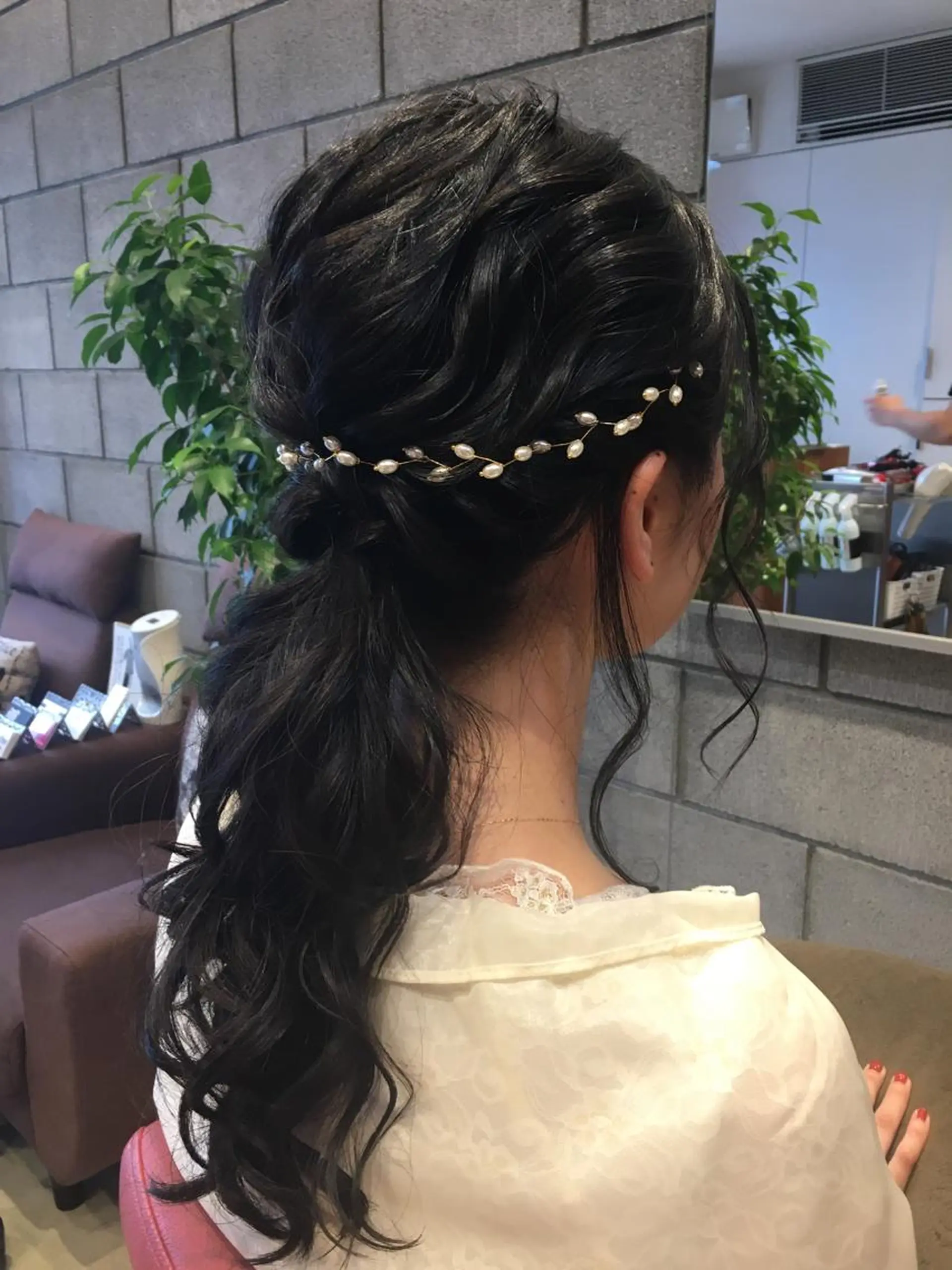 ロング ヘアセット 近 沙織のヘアスタイル