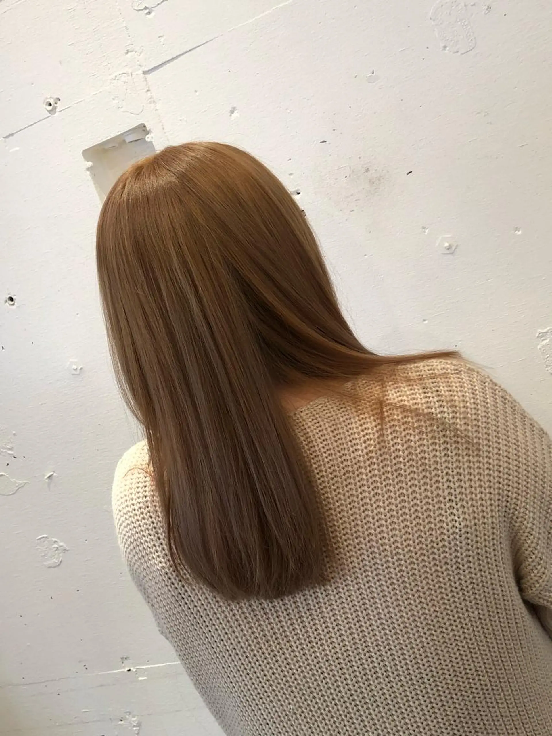 セミロング カラー ベージュカラー ブリーチ 透明感カラー ヘアカラー トリートメント 小森谷 亮太のヘアスタイル