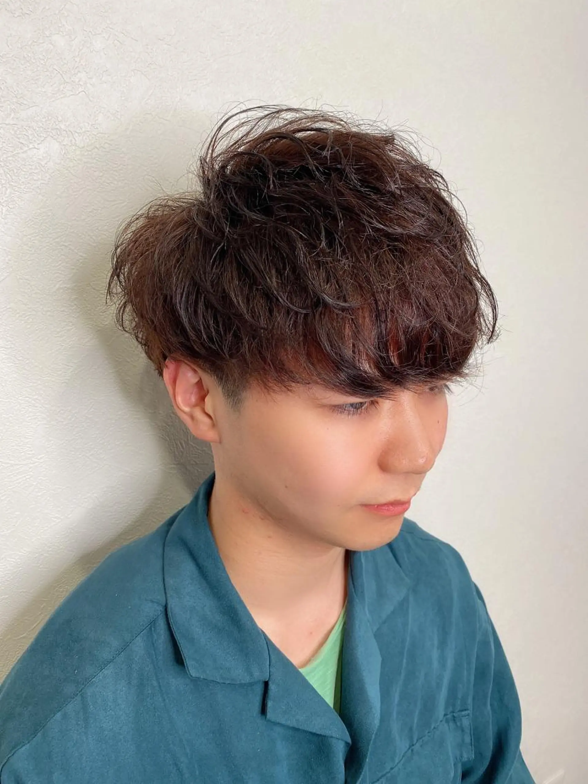 ミディアム カラー パーマ メンズ Bleachi 大宮West所属・鈴木拓也 メンズカットのヘアスタイル