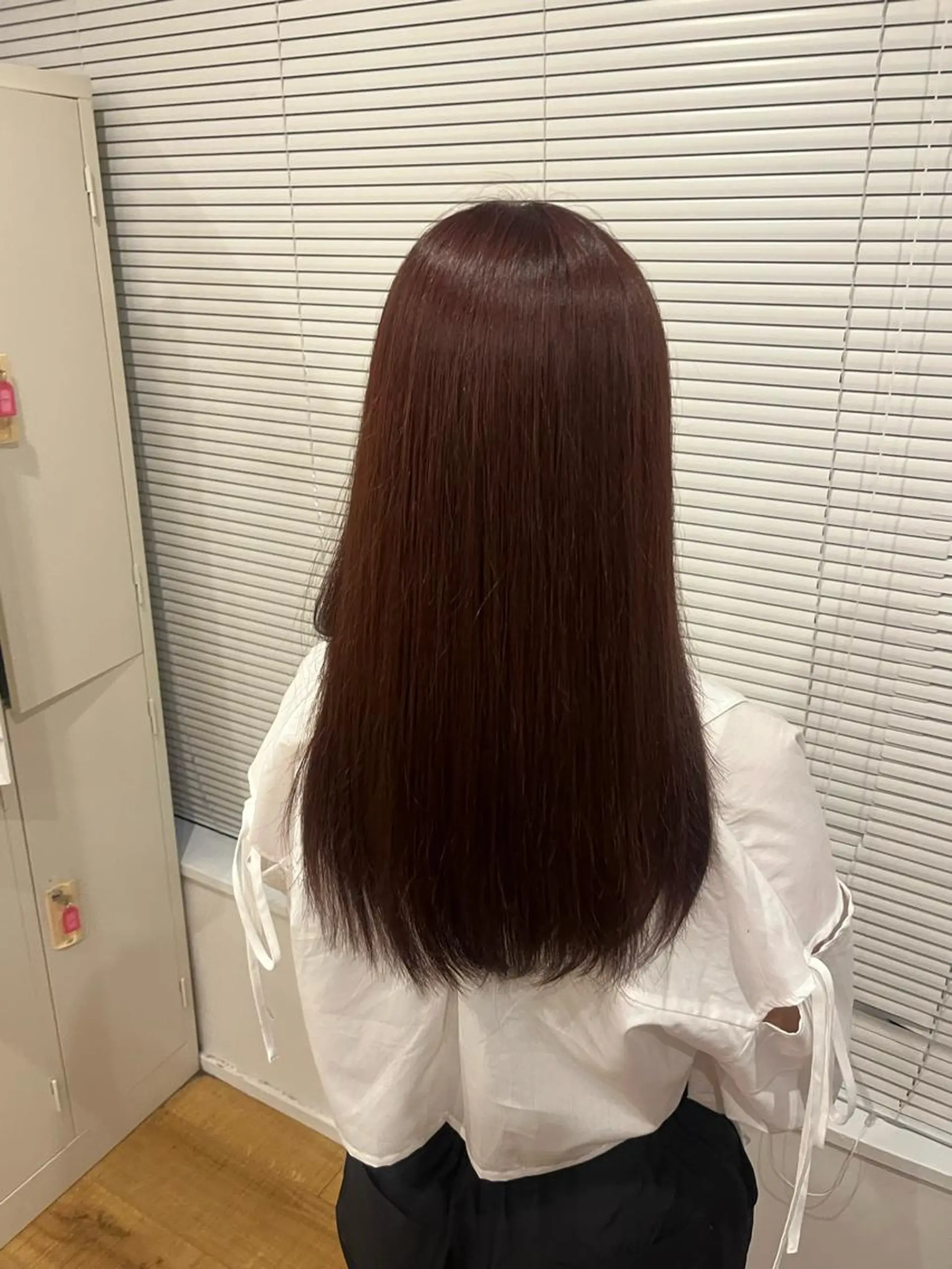カラー 藤原 智恵のヘアスタイル