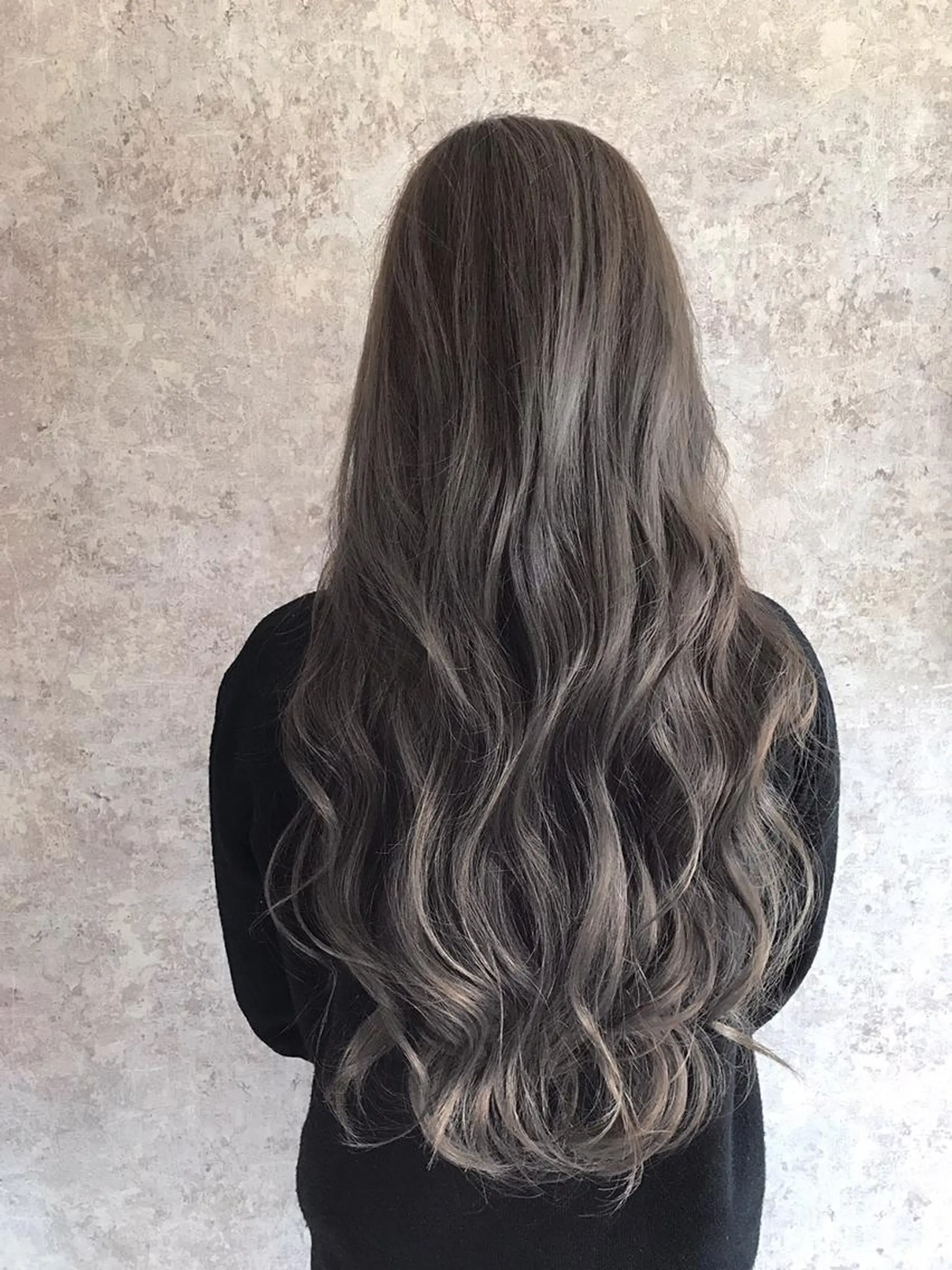 カラー due hair 京都駅前店 MILBON オージュア認定サロン【デューヘアー】所属・ハイトーンブリーチ 土坂　由志【京都】のヘアスタイル