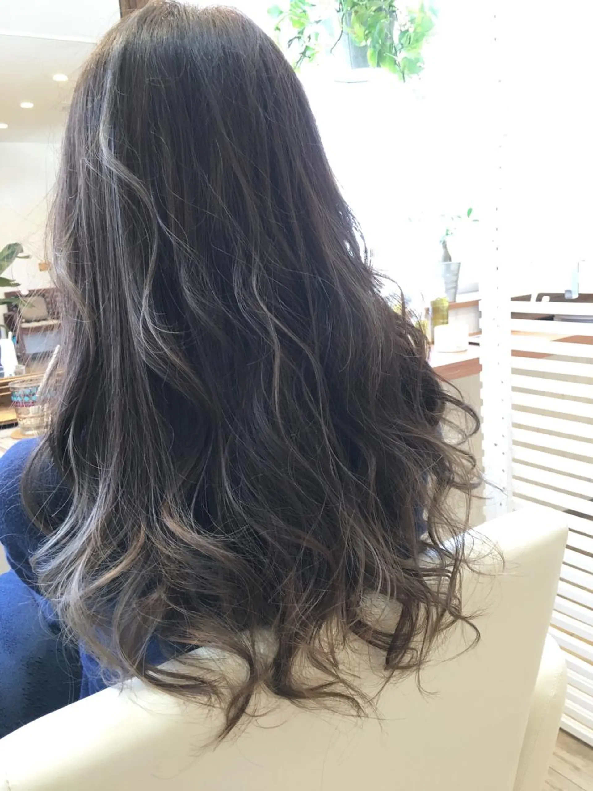 ロング カラー デザインカラー ショート、ボブ シマダマサトのヘアスタイル
