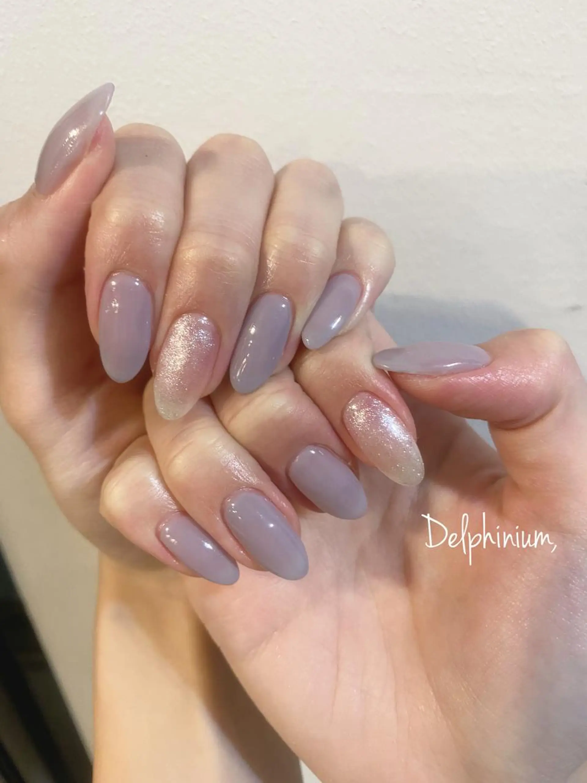 ネイル グラデーション ラメ(グリッター) ラメグラデーション おそろいネイル ワンカラーネイル ハンドネイル 岡本 友恵のネイルデザイン