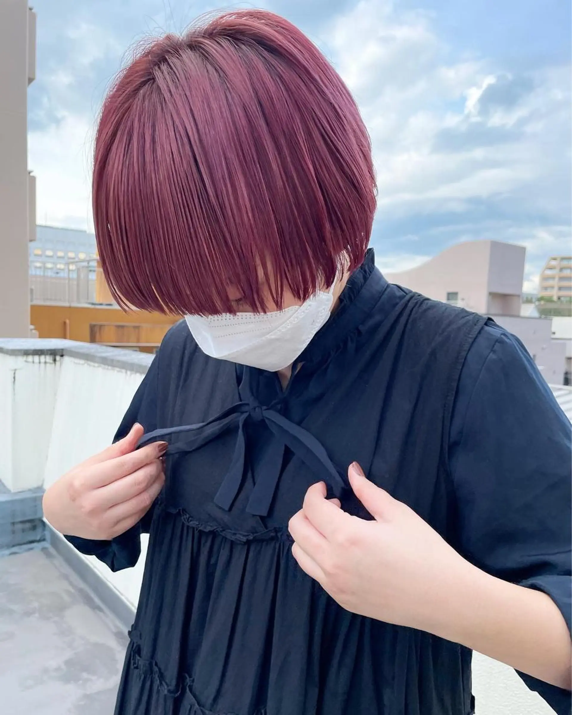 ミディアム カラー tomo🍒パーマ ハイトーン似合わせのヘアスタイル