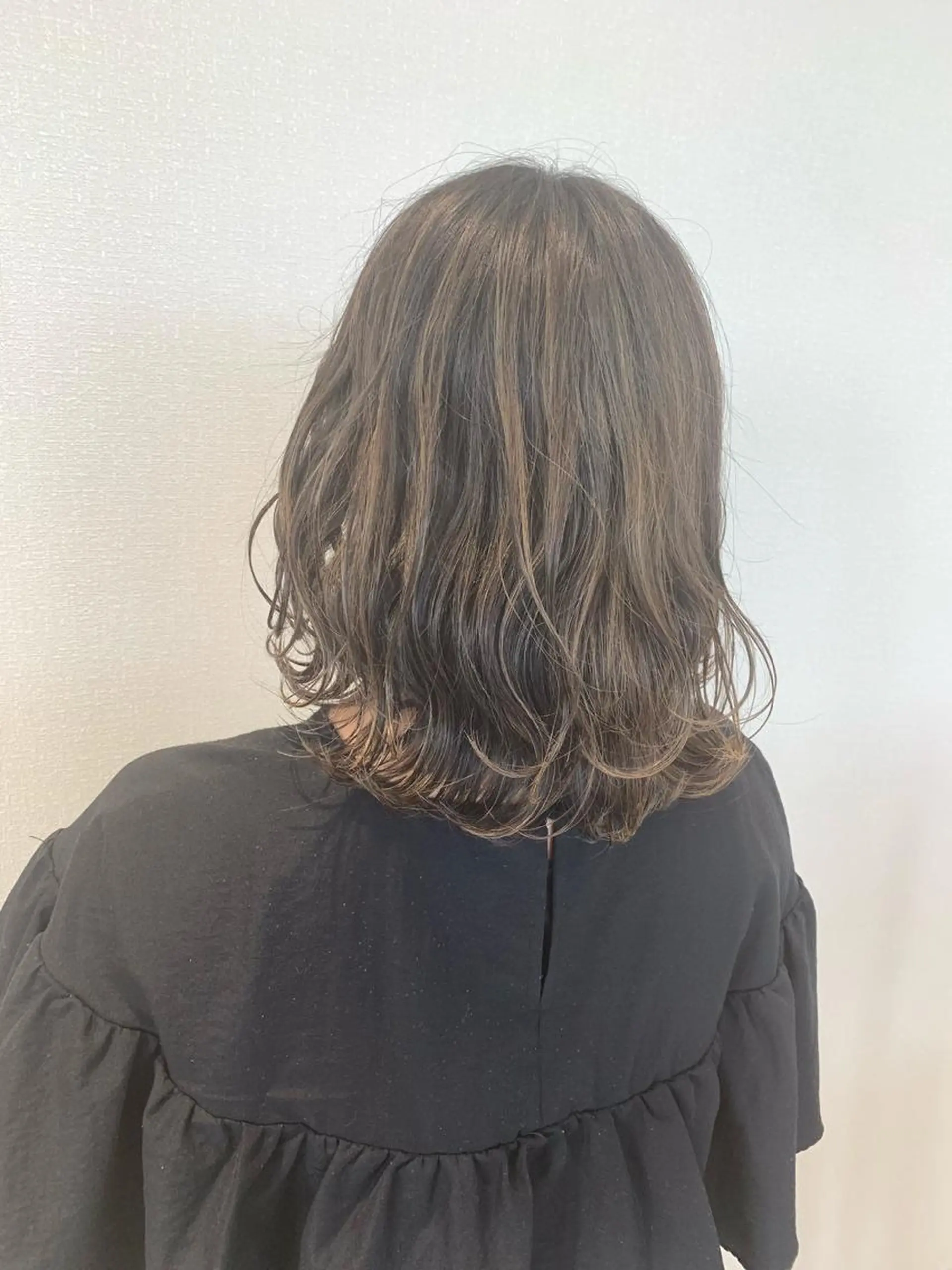 ミディアム カラー 松井 恵太のヘアスタイル