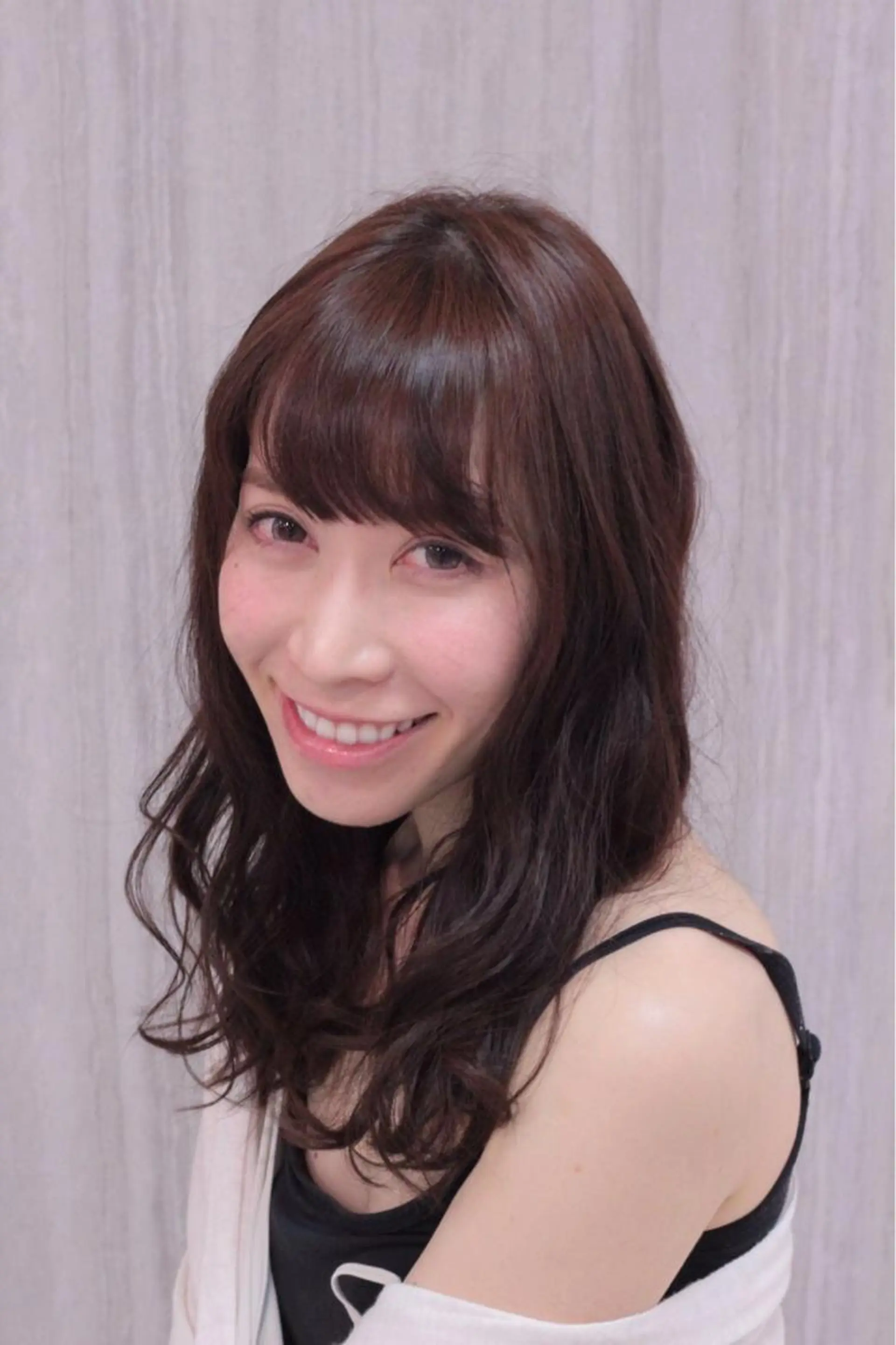 ミディアム 二狼  （じろう）のヘアスタイル