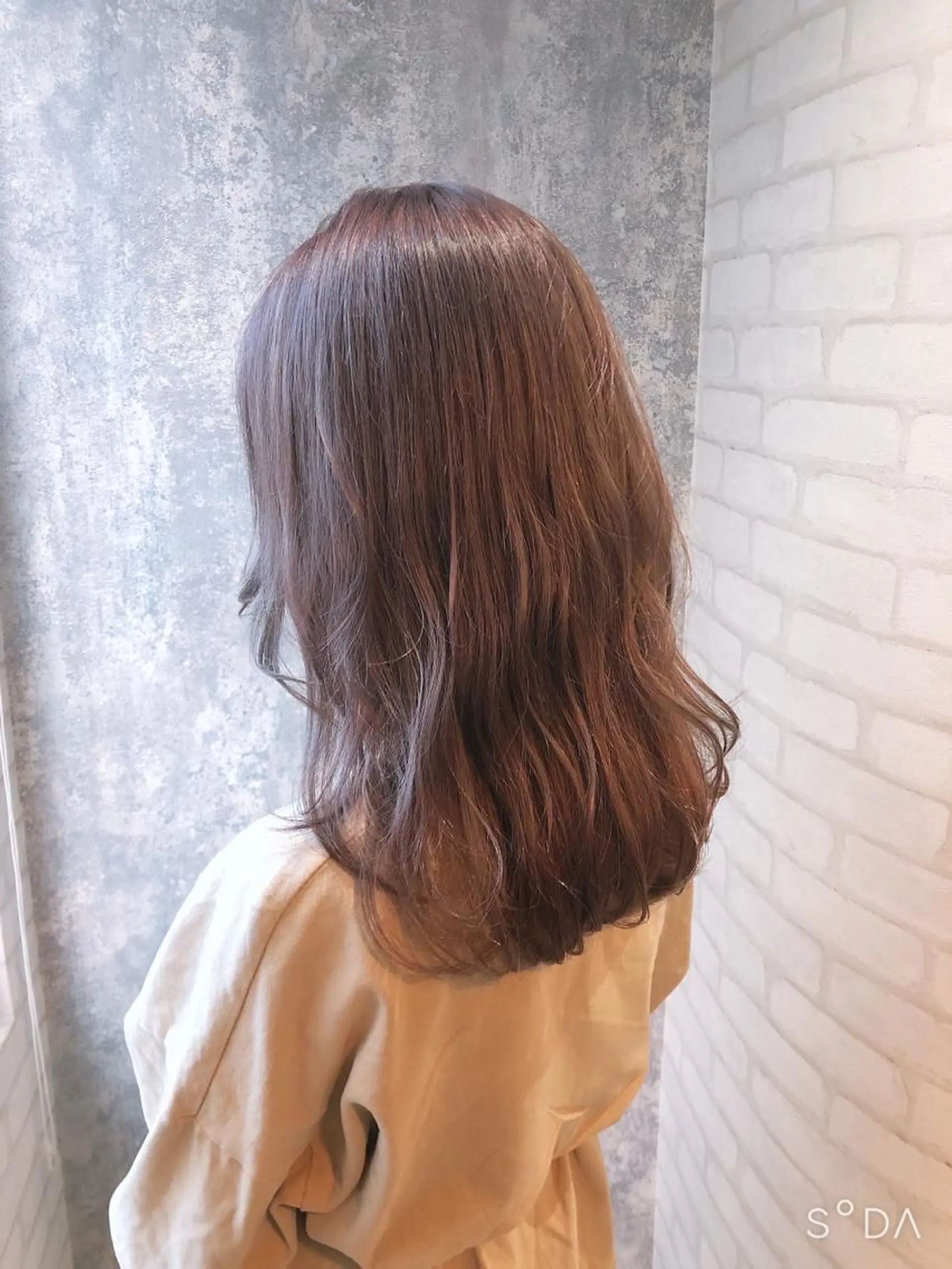 セミロング ヘアカラー れな/Zina博多 トレンド/顔周りのヘアスタイル