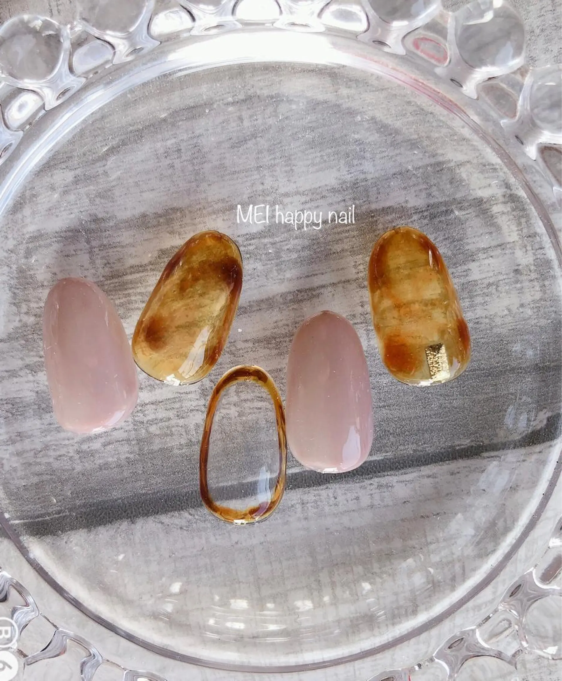 ネイル 北浦和 自爪育成ケアのネイルデザイン