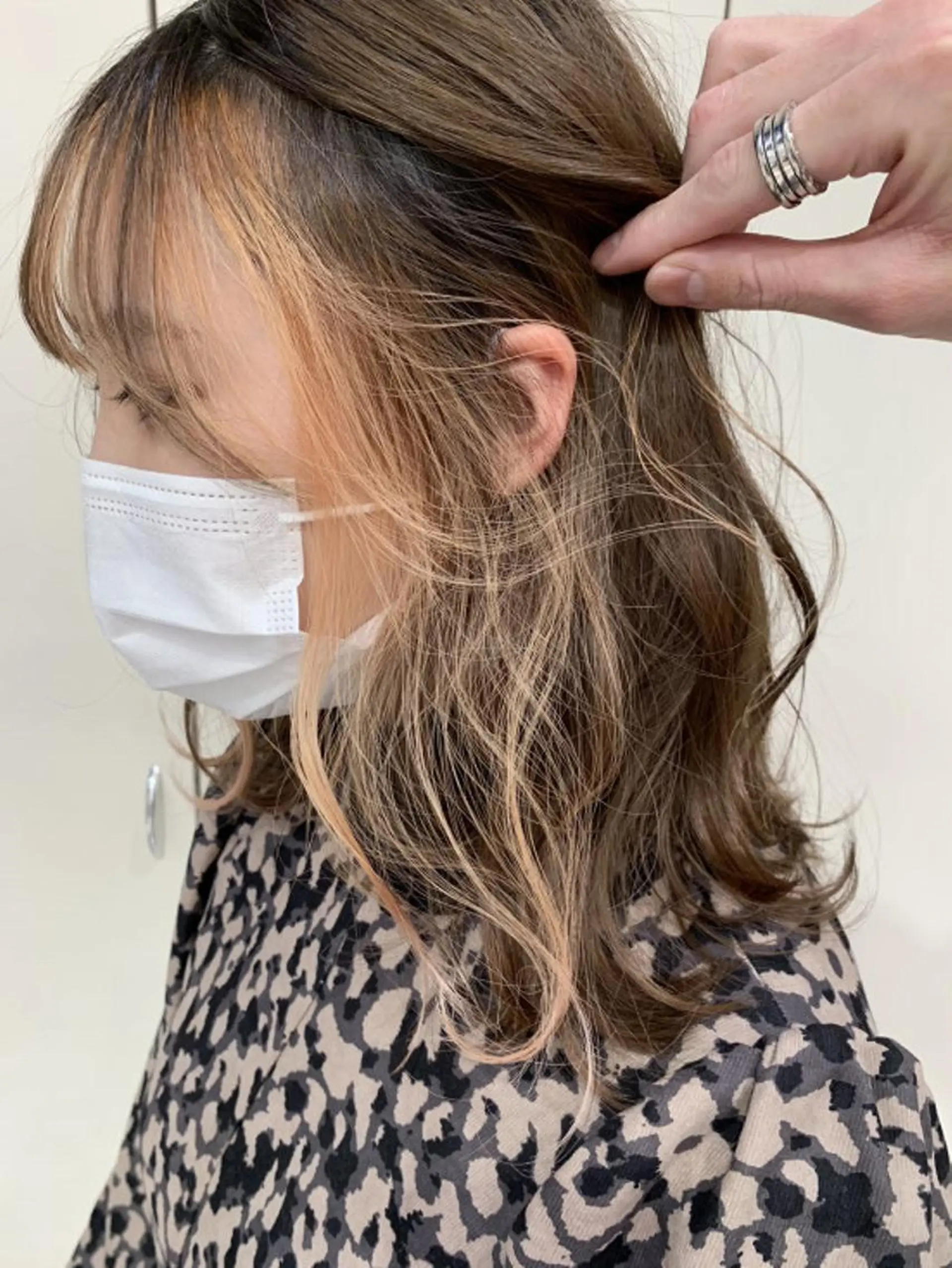 ミディアム カラー ミストバング  フェイスフレーミング ツヤ髪🌈髪質改善 🌈ナカゴシのヘアスタイル