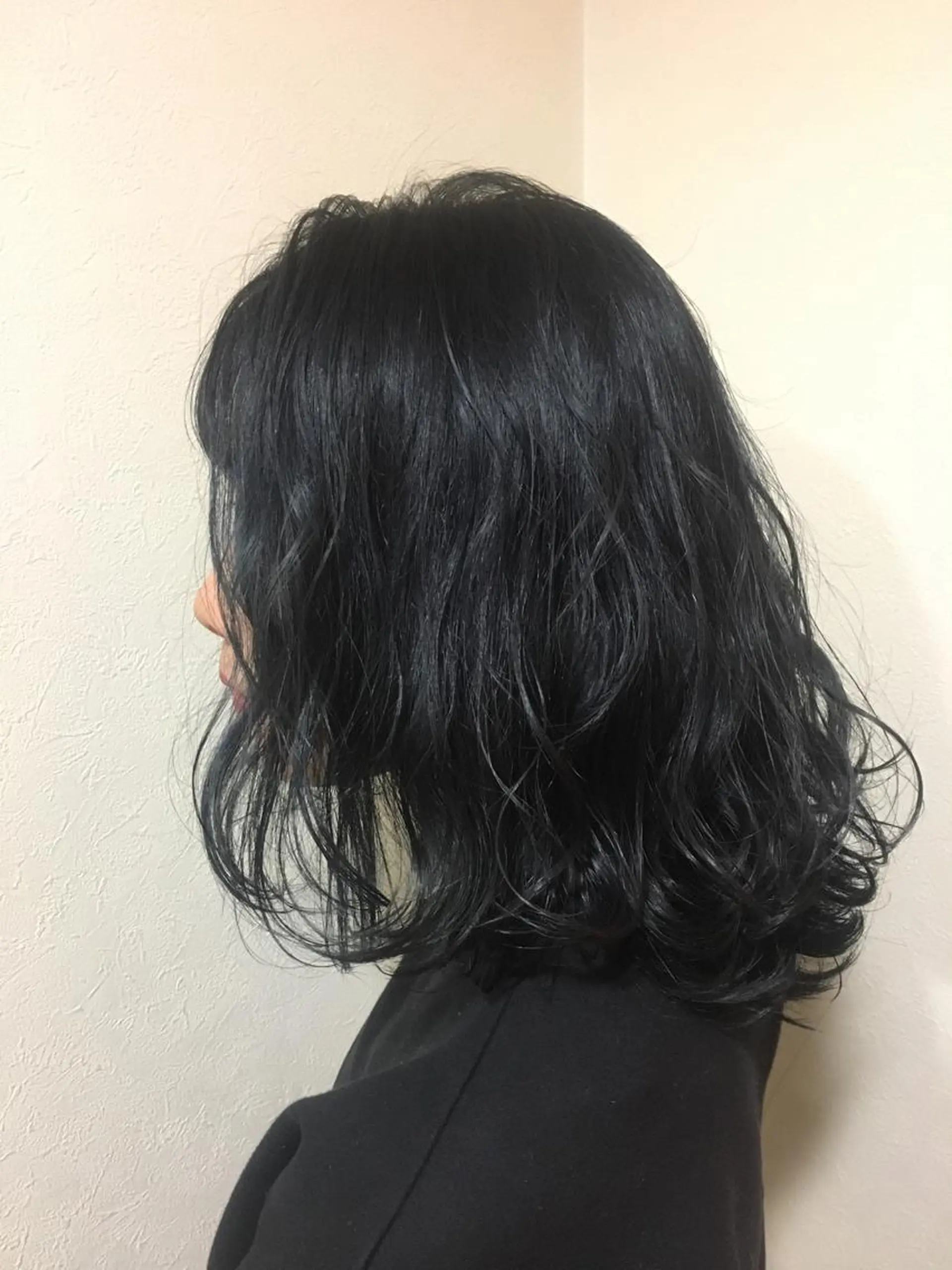 カラー 工藤 綾華のヘアスタイル