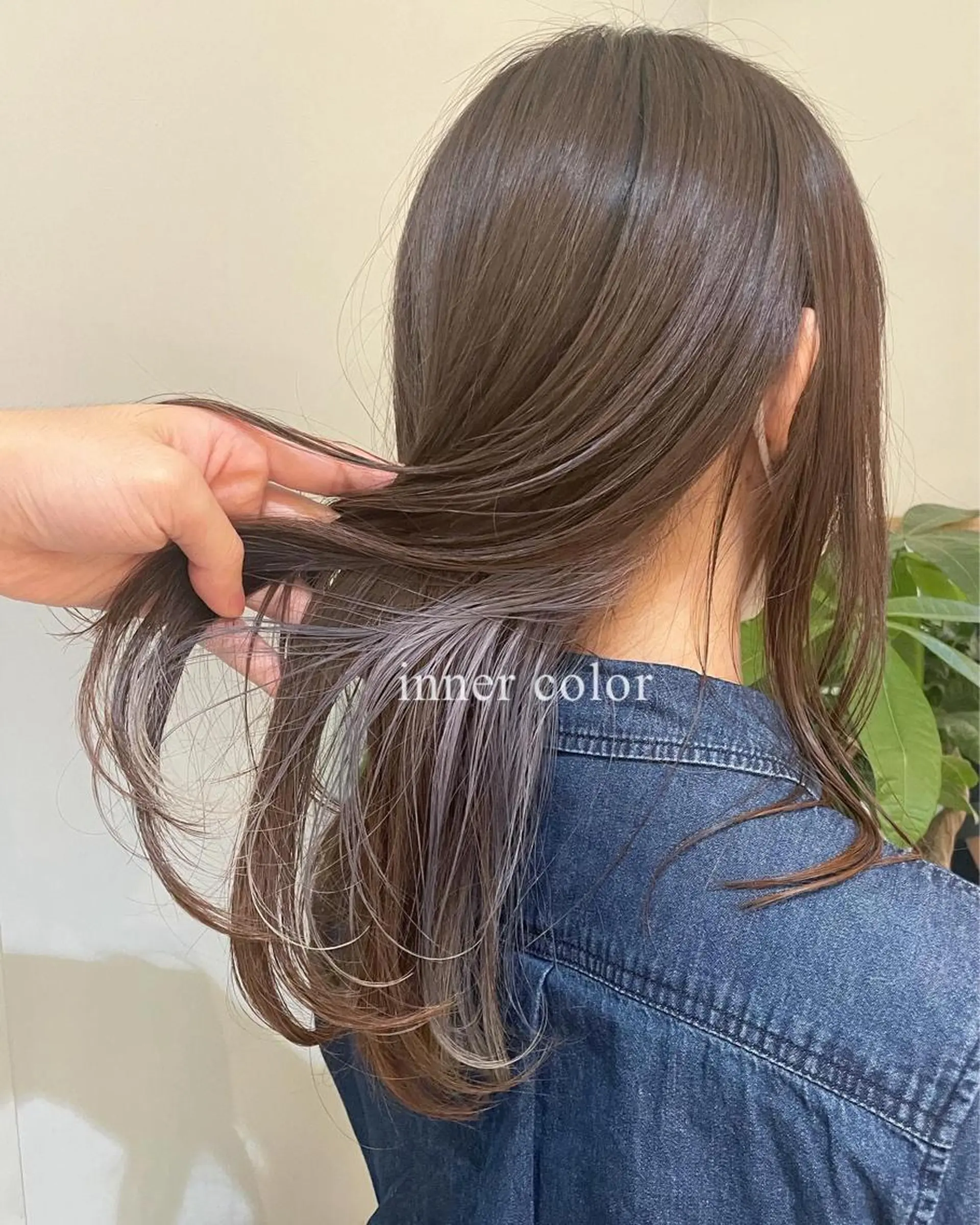 ミディアム ケアブリーチ/ エクステ/レイヤーのヘアスタイル