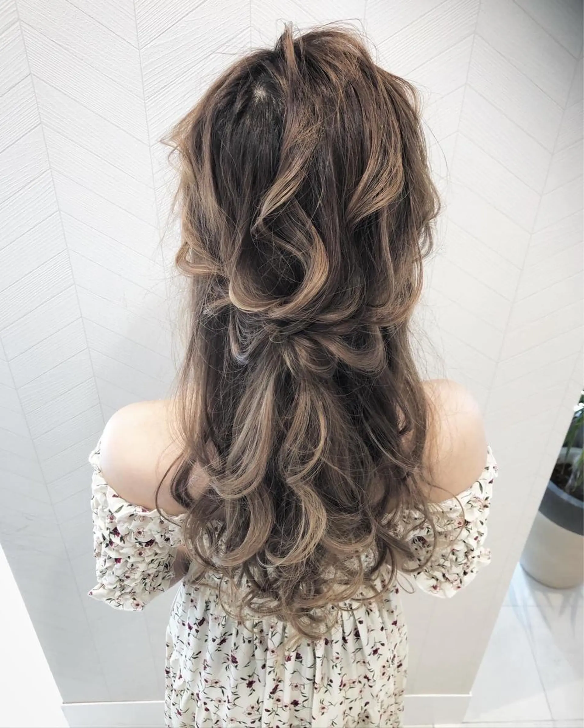 カラー ヘアアレンジ メンズパーマ特化🏅 中村　凌のヘアスタイル