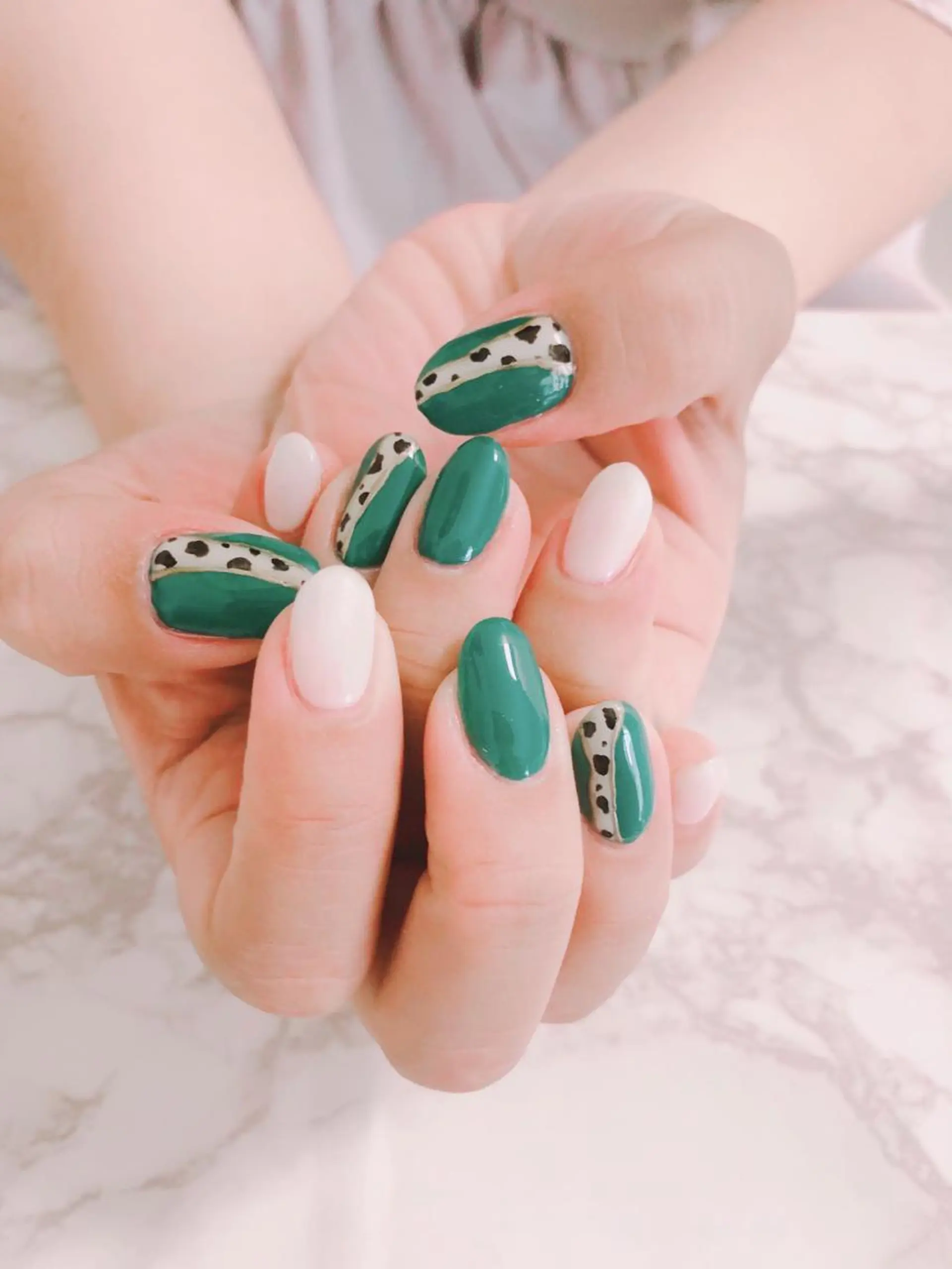 ネイル studio bello所属・studio belloの眉毛・アイブロウイメージ