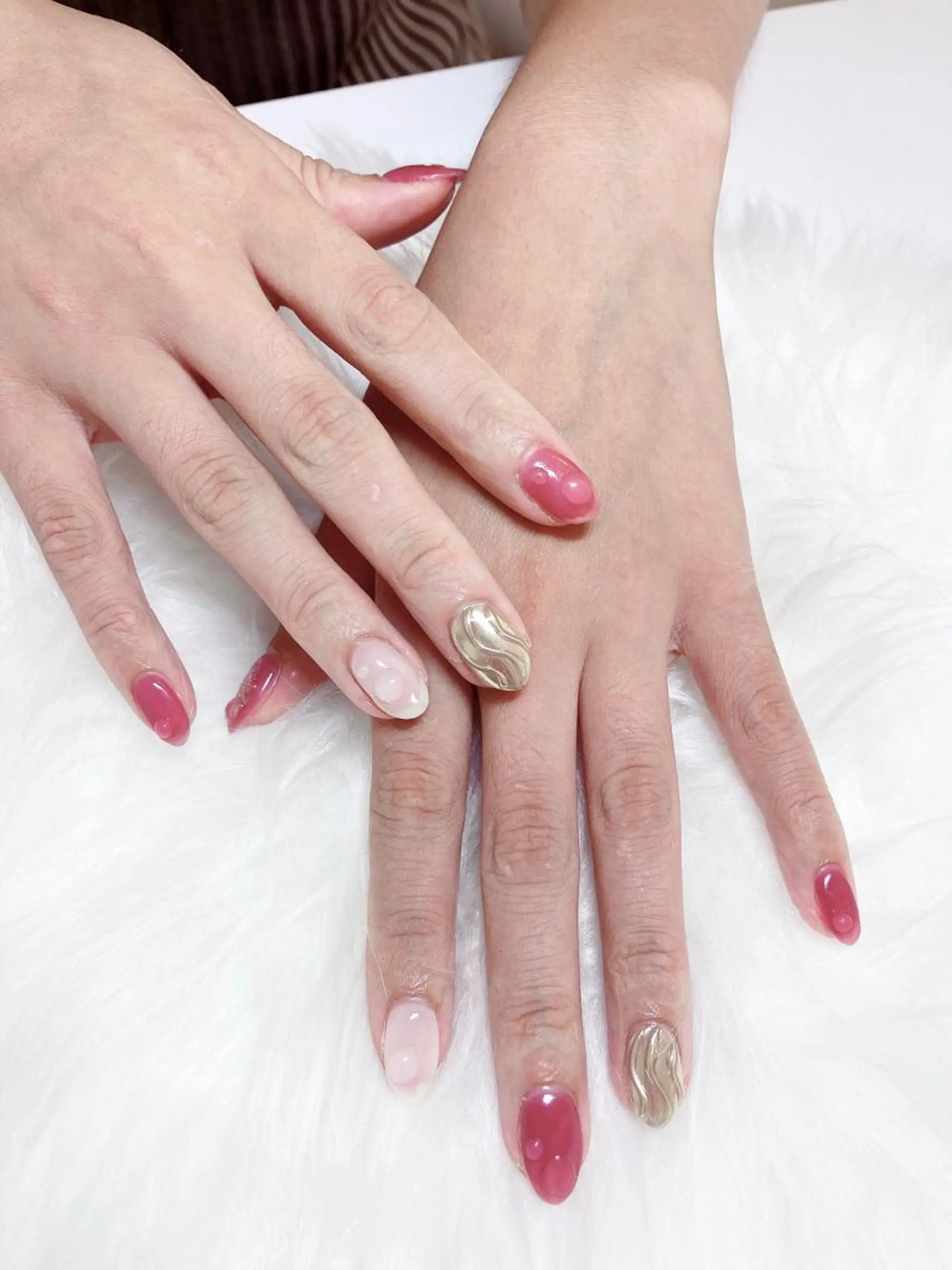 ネイル オーロラネイル フラッシュネイル 氷ネイル・うるうるネイル キラキラネイル 韓国ネイル Amour baseのネイルデザイン