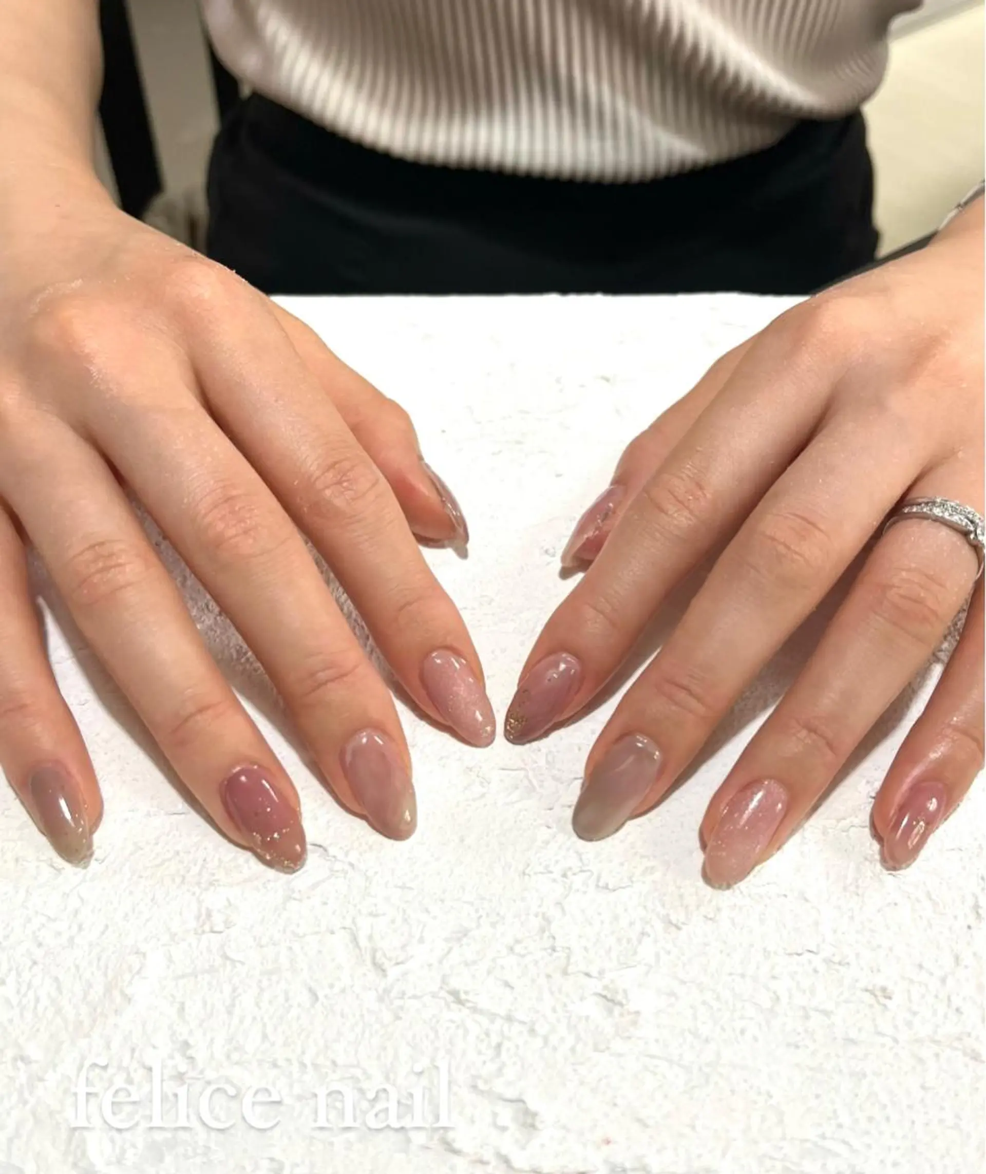 ネイル マグネットネイル ニュアンスネイル オフィスネイル 夏ネイル ブライダルネイル felice nailのネイルデザイン