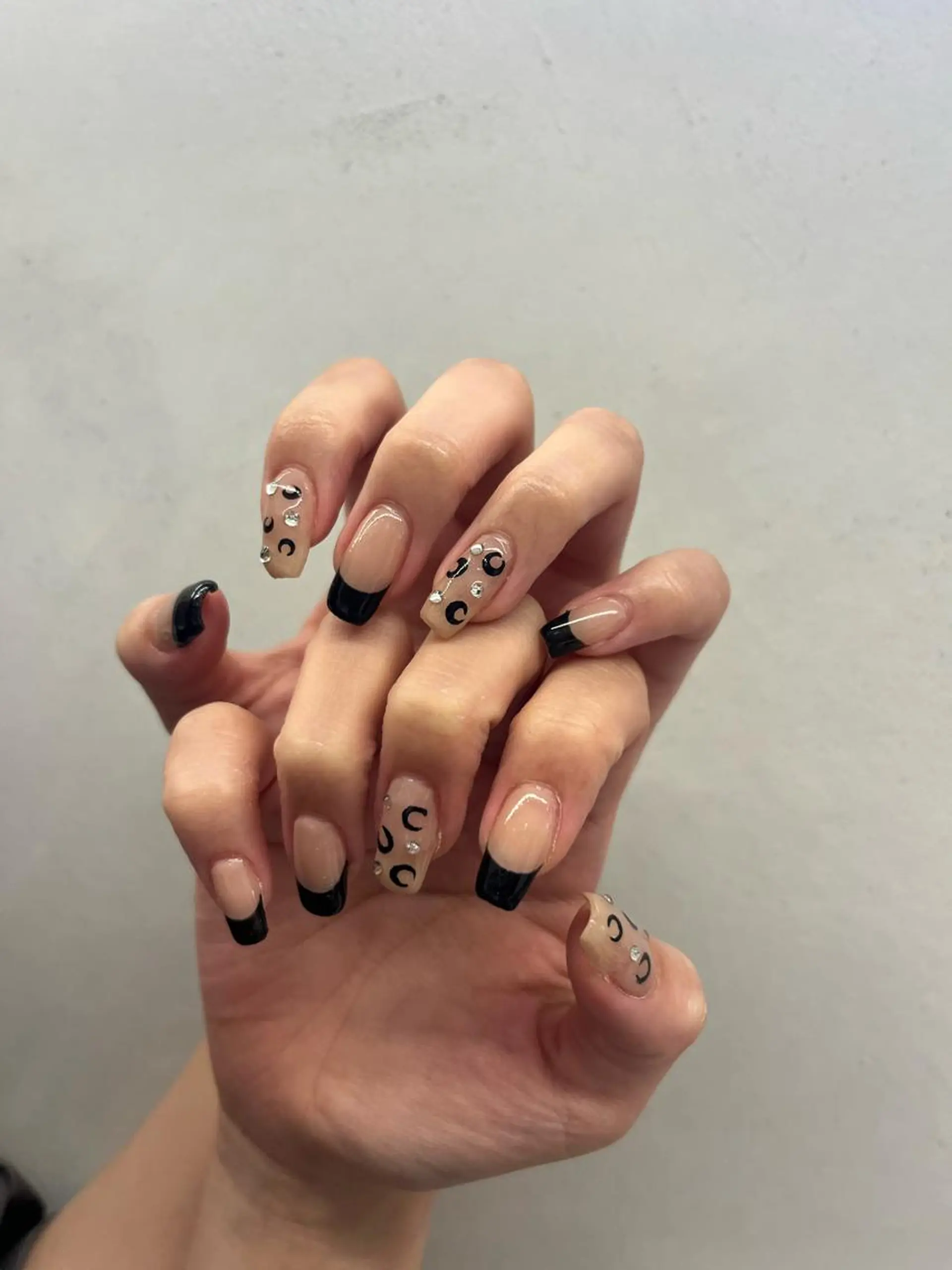 ネイル フレンチネイル aloalo所属・aloalo MIKAのネイルデザイン