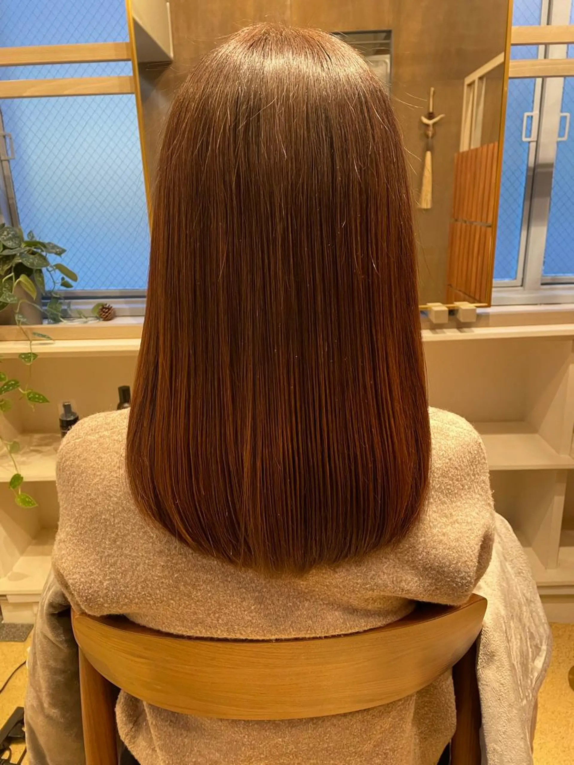 セミロング カラー 【髪質改善】【美髪】 【ツヤ髪】ほしのちりのヘアスタイル