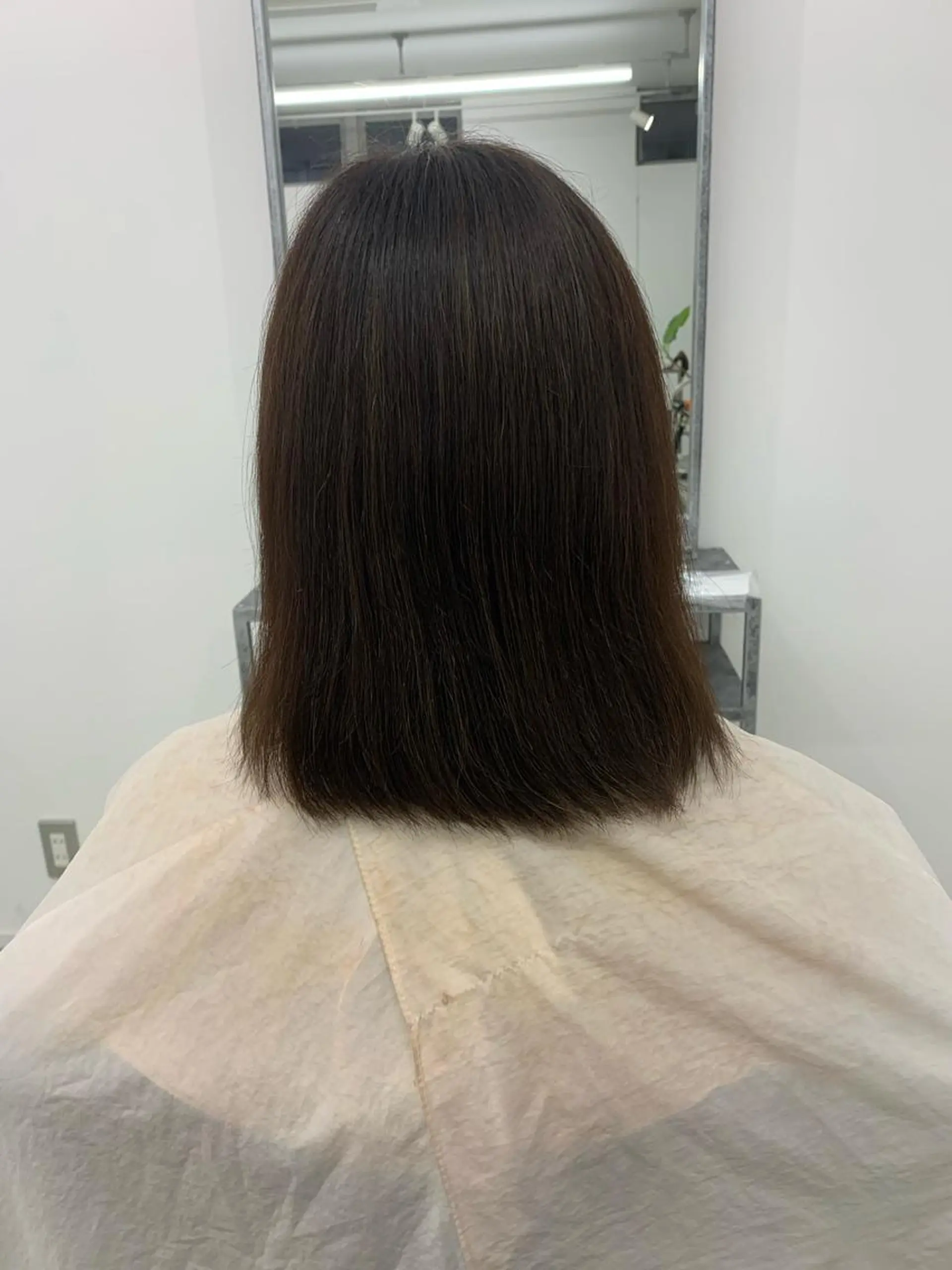 ミディアム カラー kanon hair所属・新木 愛花のヘアスタイル