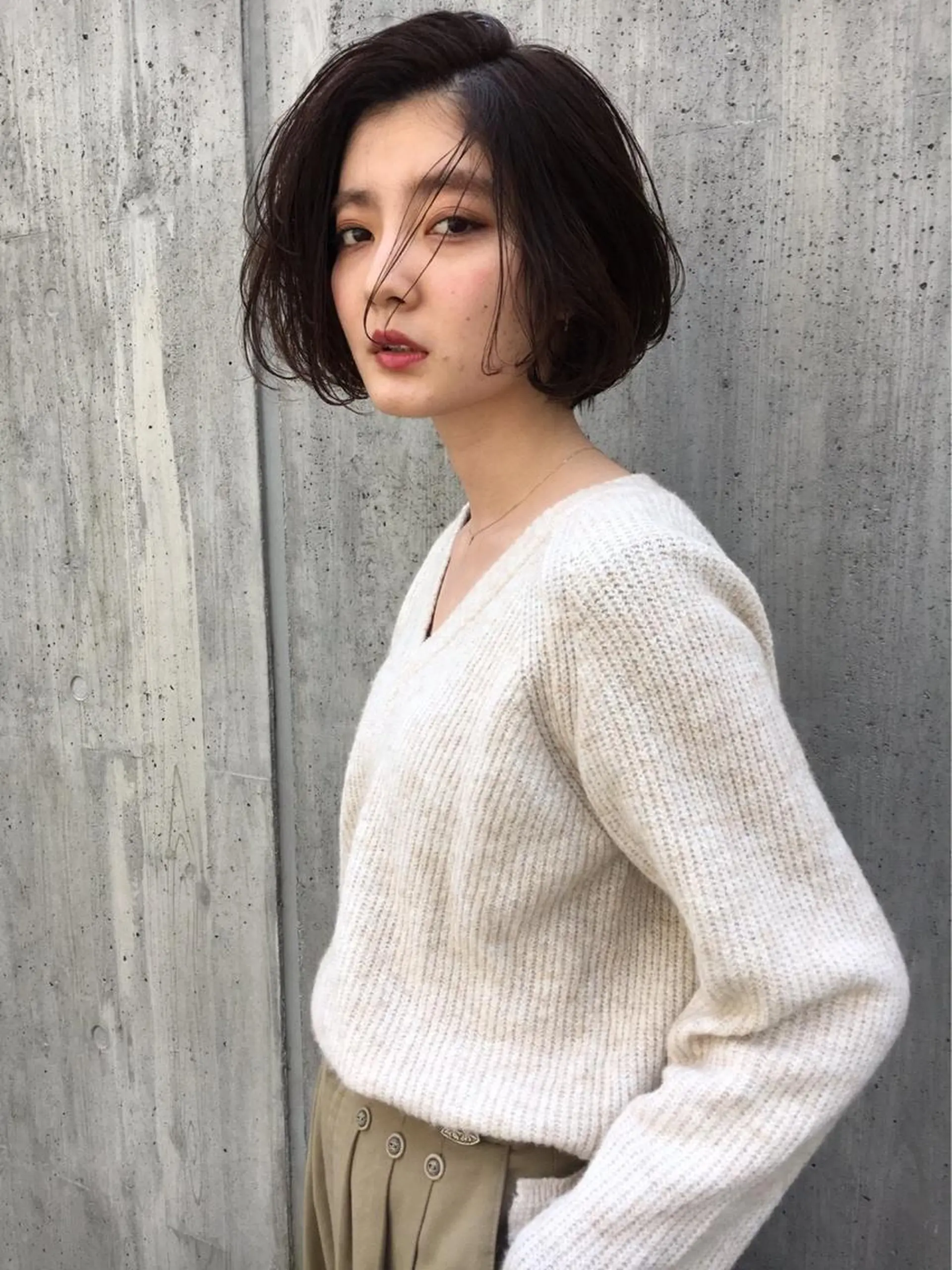 ショート カラー 透明感/オリーブ/ グレージュ/YUKAのヘアスタイル