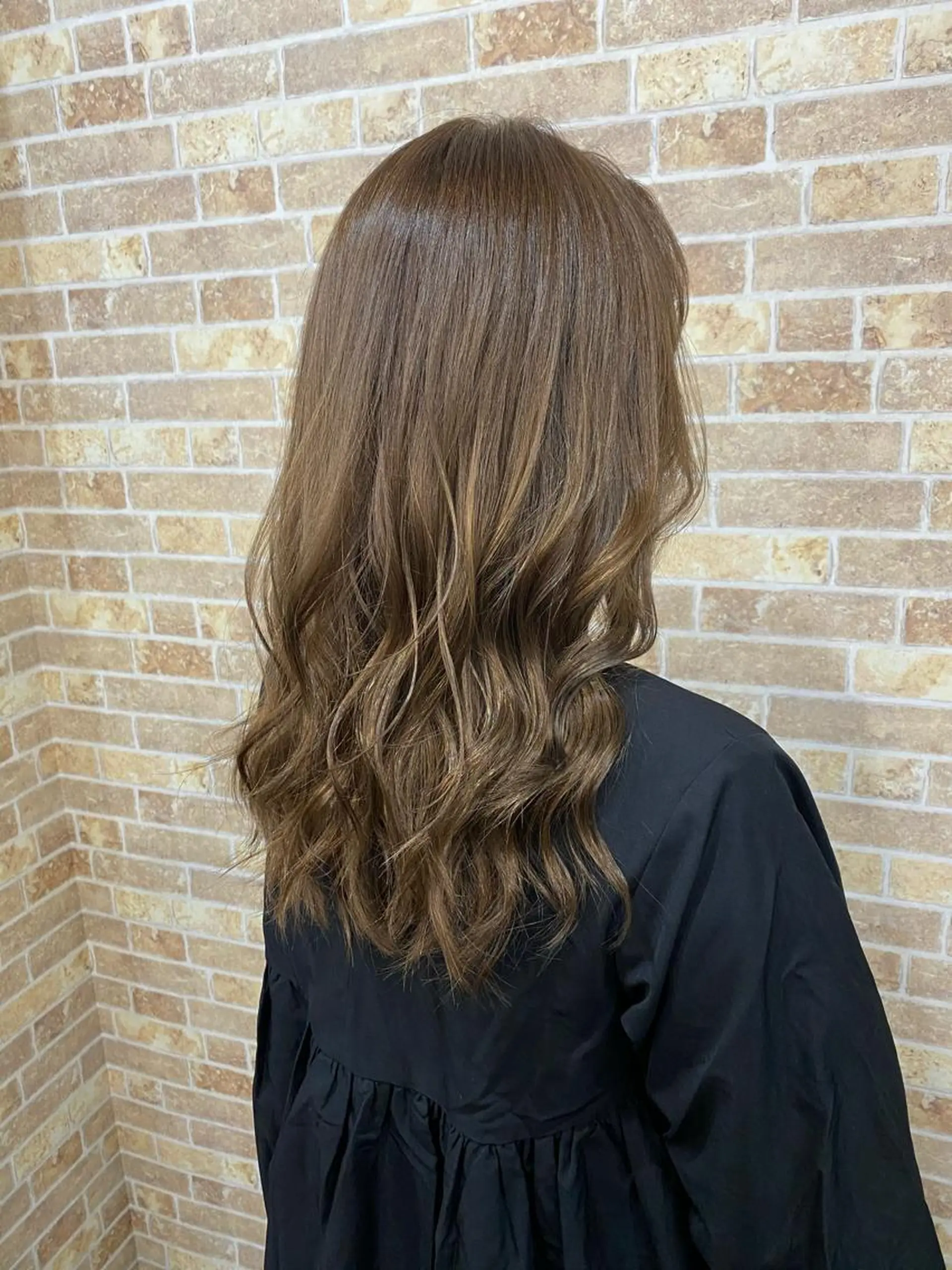 ロング カット ヘアカラー 縮毛矯正 トリートメント 美髪ヘア 🤍erikaのヘアスタイル