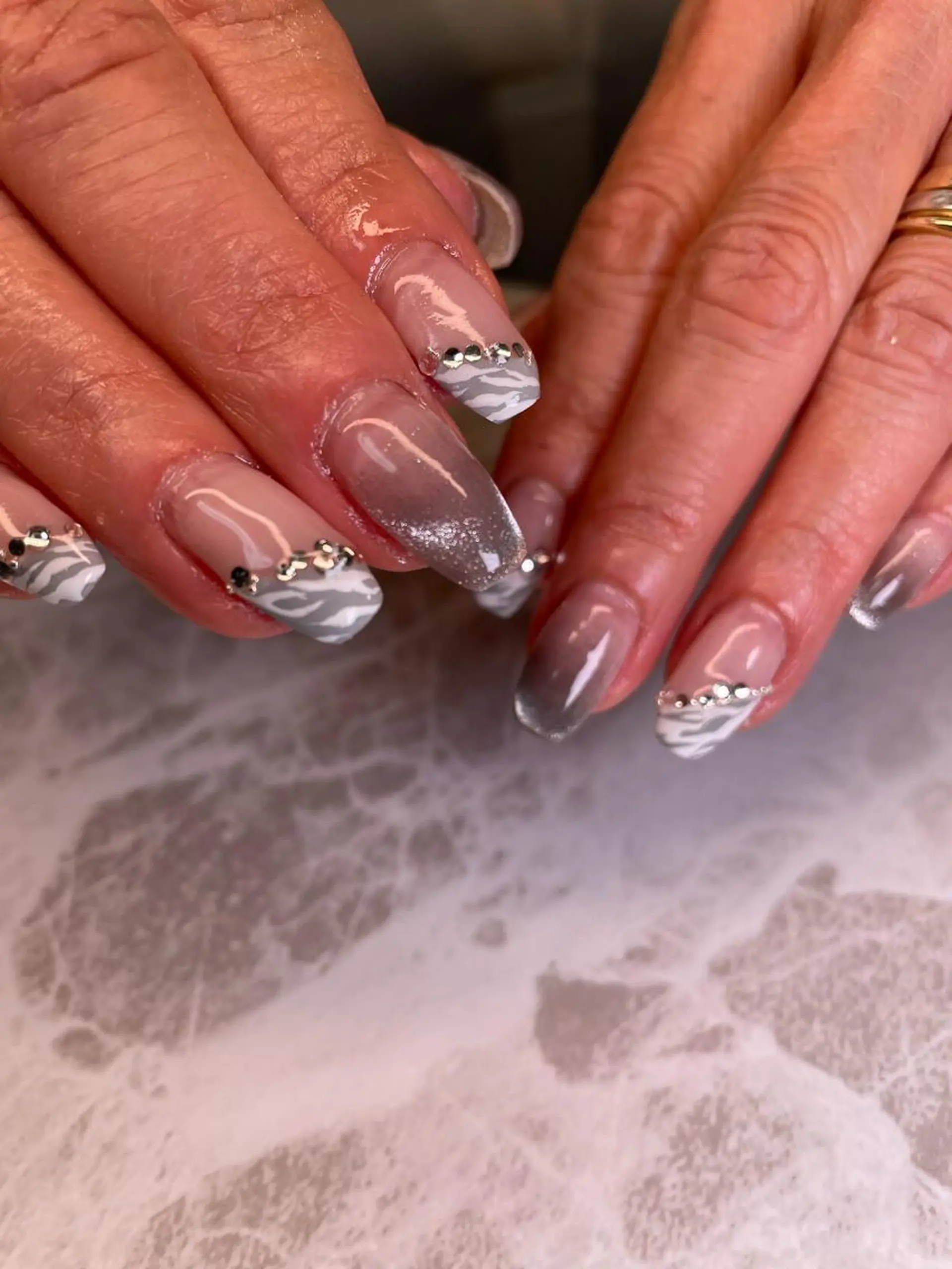 ネイル ハンドネイル YOUTH nails waxing所属・YOUTH natsumiのネイルデザイン