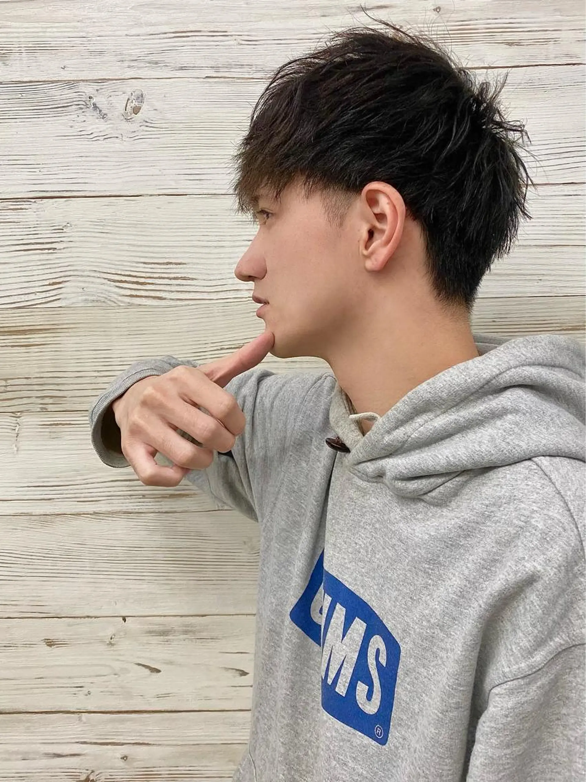 ショート カラー パーマ メンズ アイブロウ ショートボブ 編み込みエクステ シールエクステ メンズバレイヤージュ メンズブリーチ LAVENDIA Azabu所属・LAVENDIA 初音のヘアスタイル