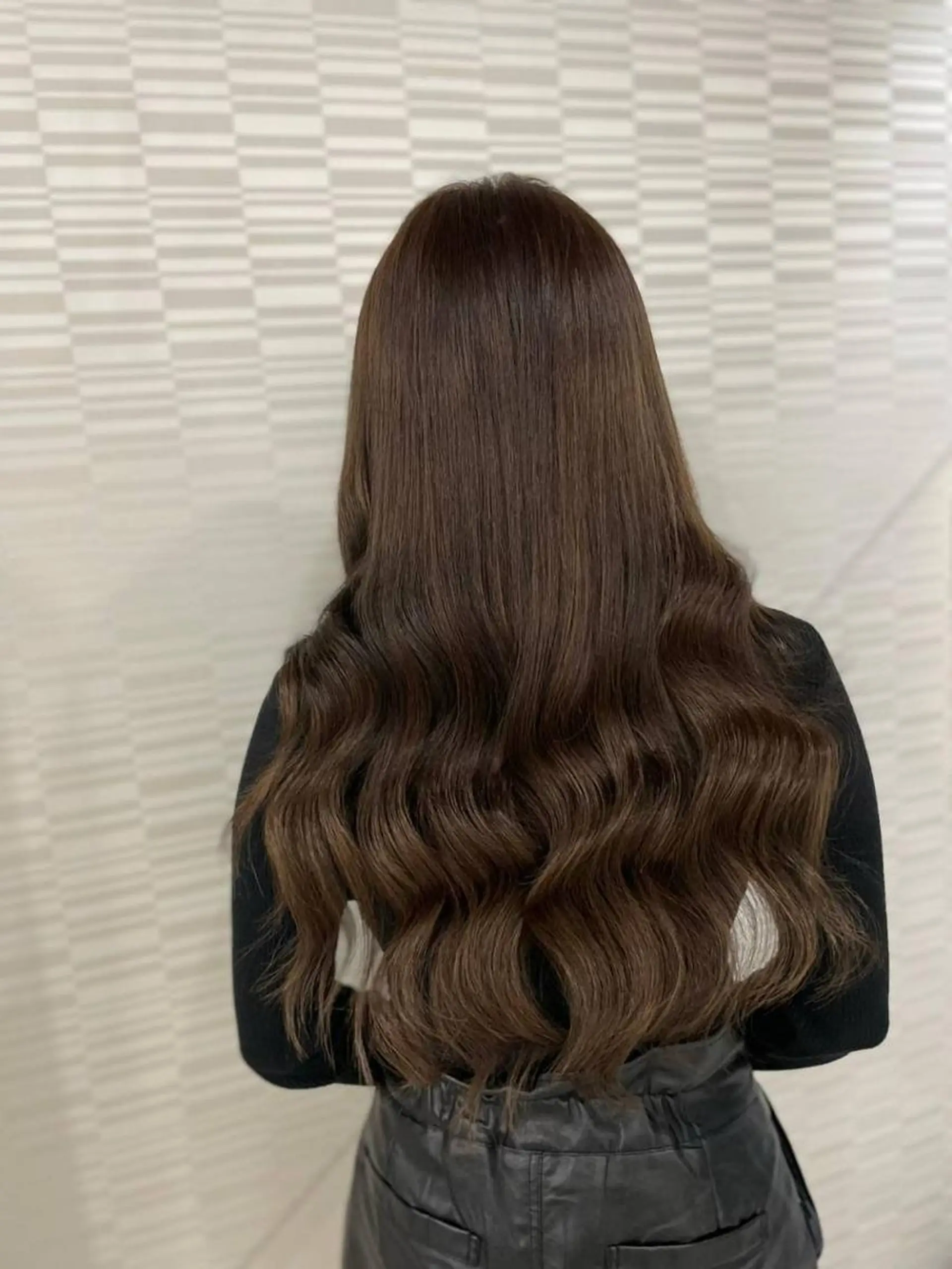 ロング KOSEI シールエクステのヘアスタイル