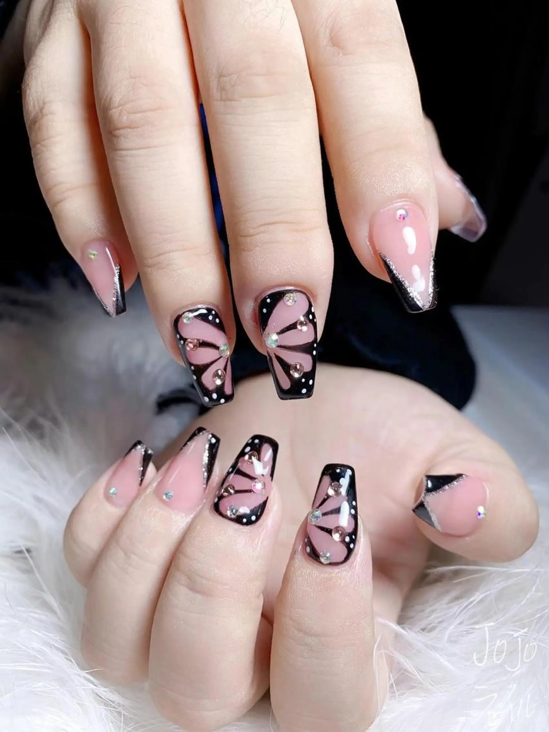 ネイル JOJOネイル所属・JOJO ネイルのネイルデザイン